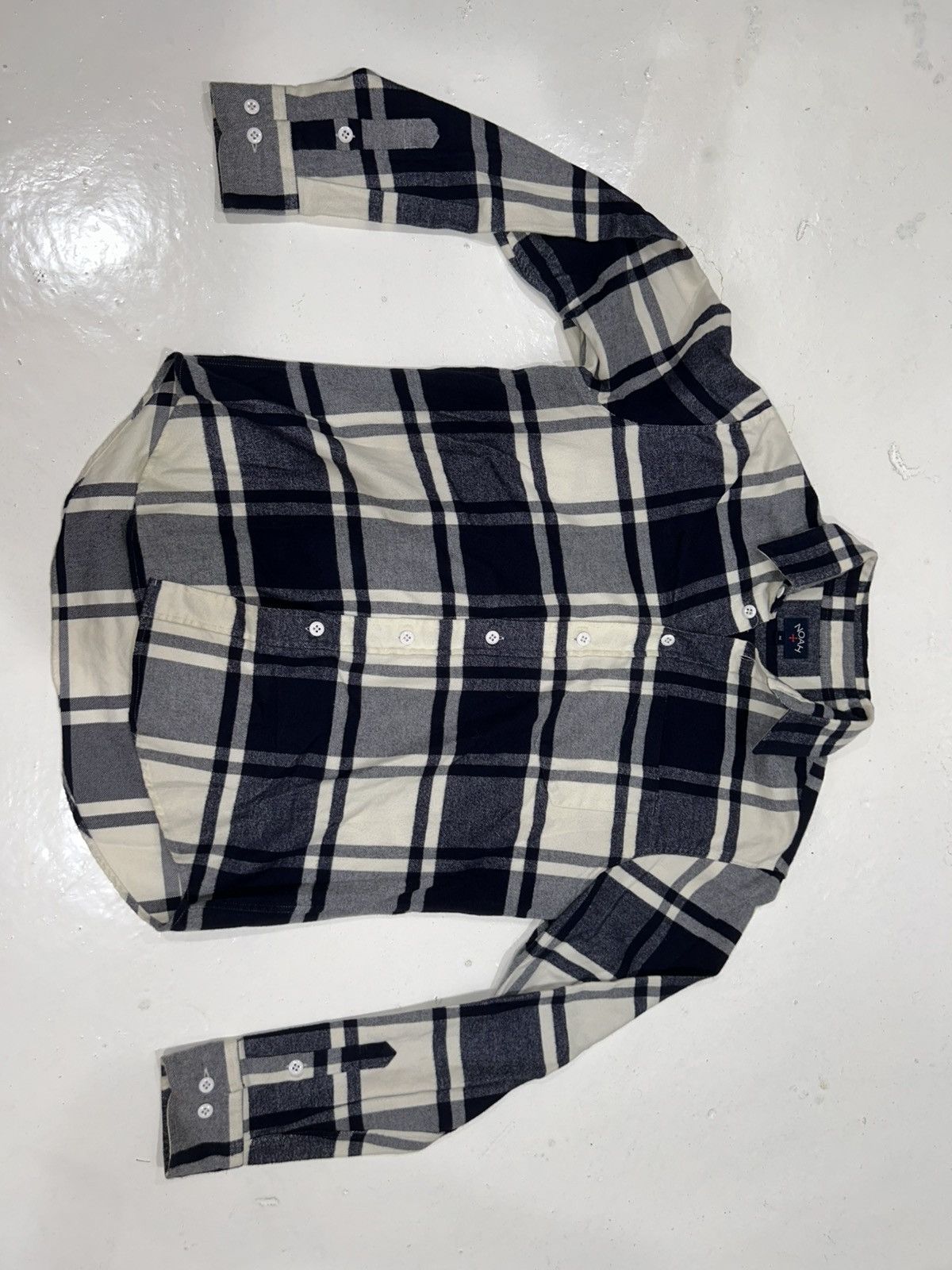 Noah Noah Navy & Cream Plaid Flannel Button-Up – Classic Fit Size US M / EU 48-50 / 2 - 1 Thumbnail