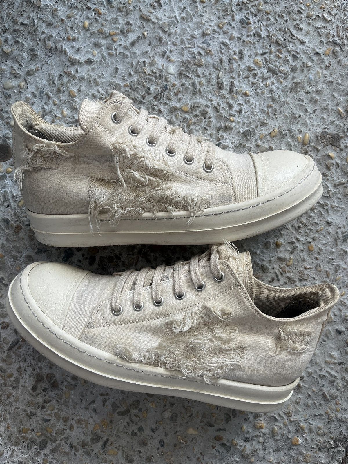 Rick Owens DRKSHDW Distressed Low-Top Denim Sneakers – Off-White Size US 6 / EU 39 - 2 Thumbnail