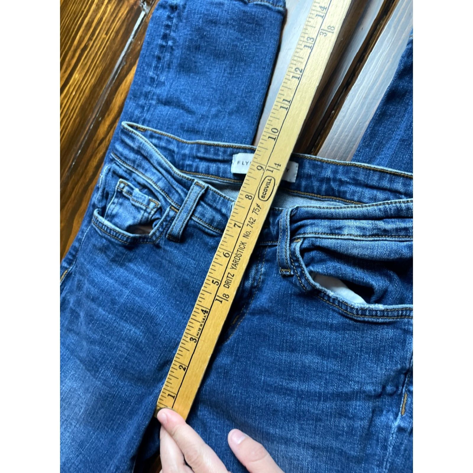 Vintage Flying Monkey Jeans Women’s Size 25 Blue Denim Cropped Pockets Size 42" / US 20 - 7 Thumbnail