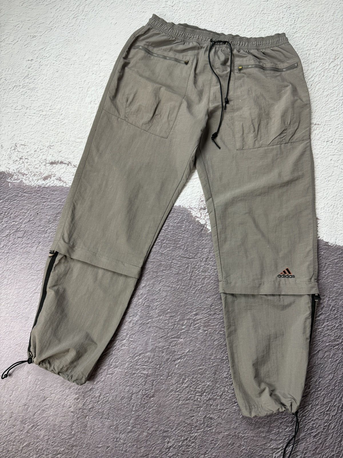 Adidas Adidas vntg y2k outdoor hiking 2 in 1 tightened track pants Size US 34 / EU 50 - 2 Thumbnail