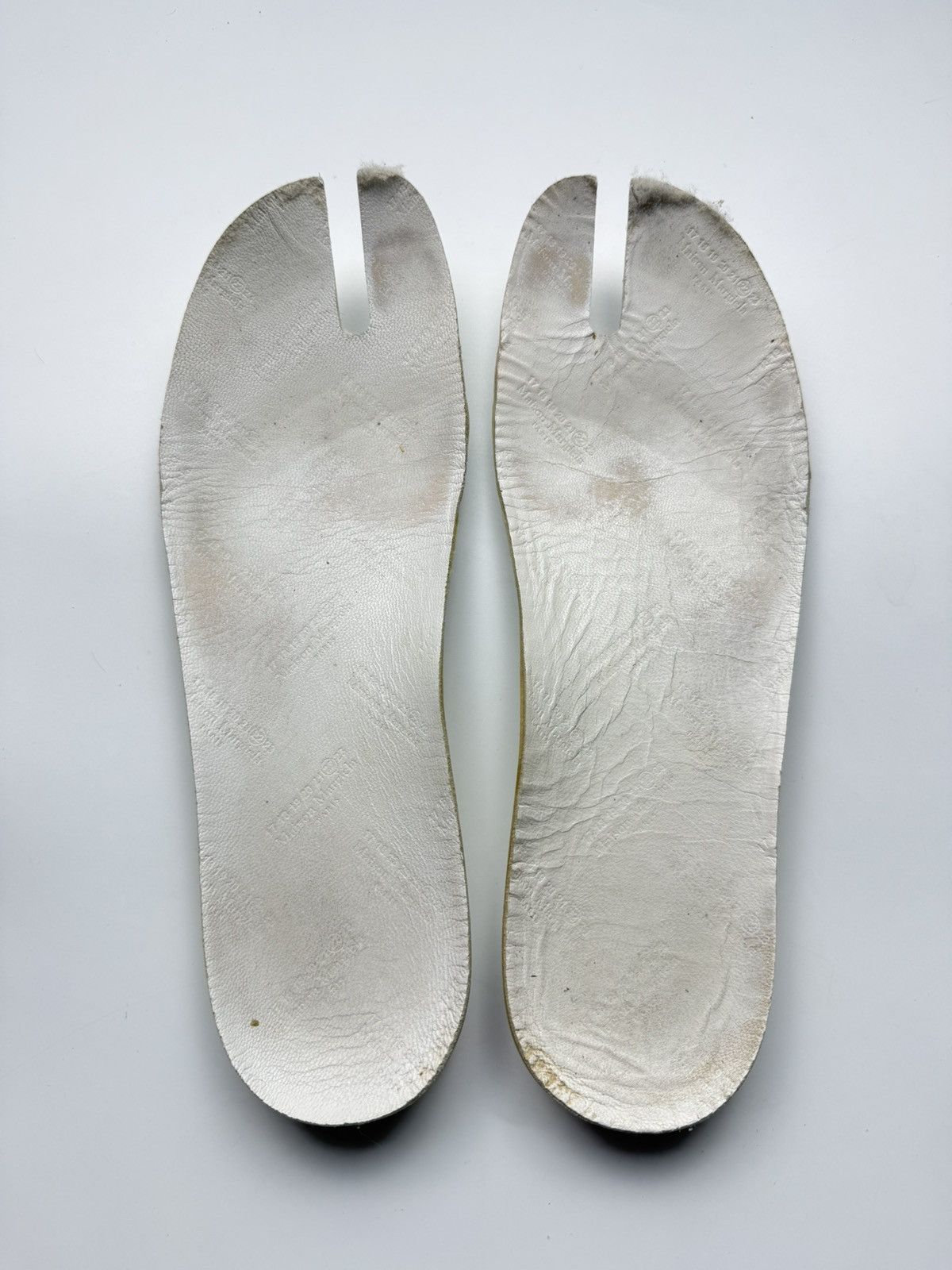 Maison Margiela Maison Margiela Tabi Canvas Paint Splatter White Size US 9 / EU 42 - 12 Thumbnail