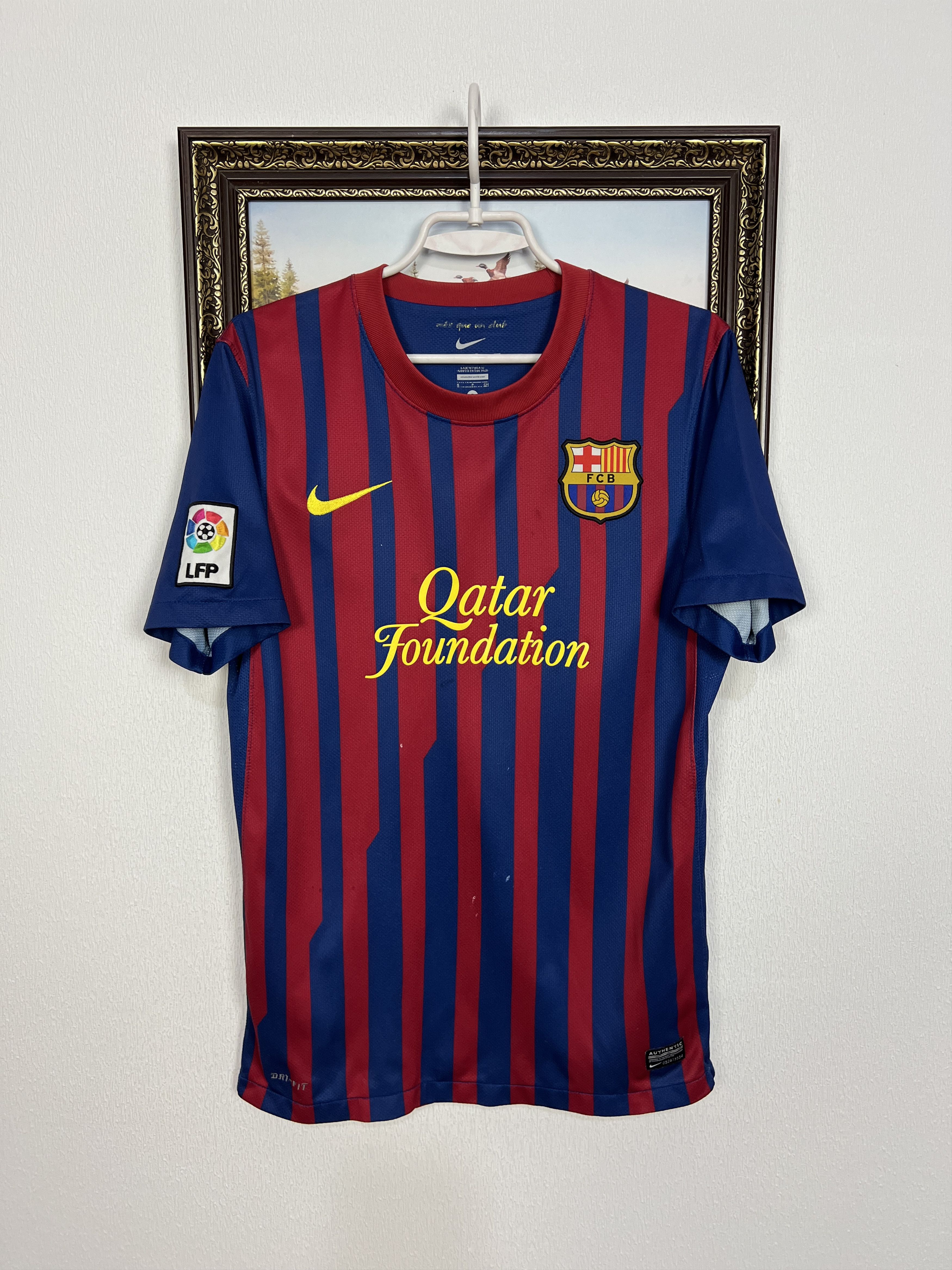 Nike Barcelona football shirt Soccer Messi Jersey Trikot Camiseta Size US S / EU 44-46 / 1 - 3 Thumbnail