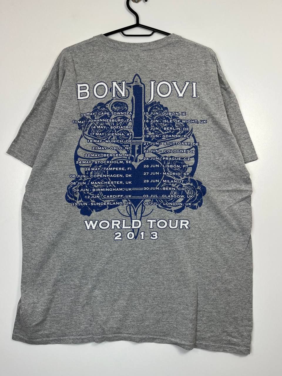 Gildan Bon Jovi What About Now World Tour 2013 Band T Shirt Size XL Size US XL / EU 56 / 4 - 6 Thumbnail
