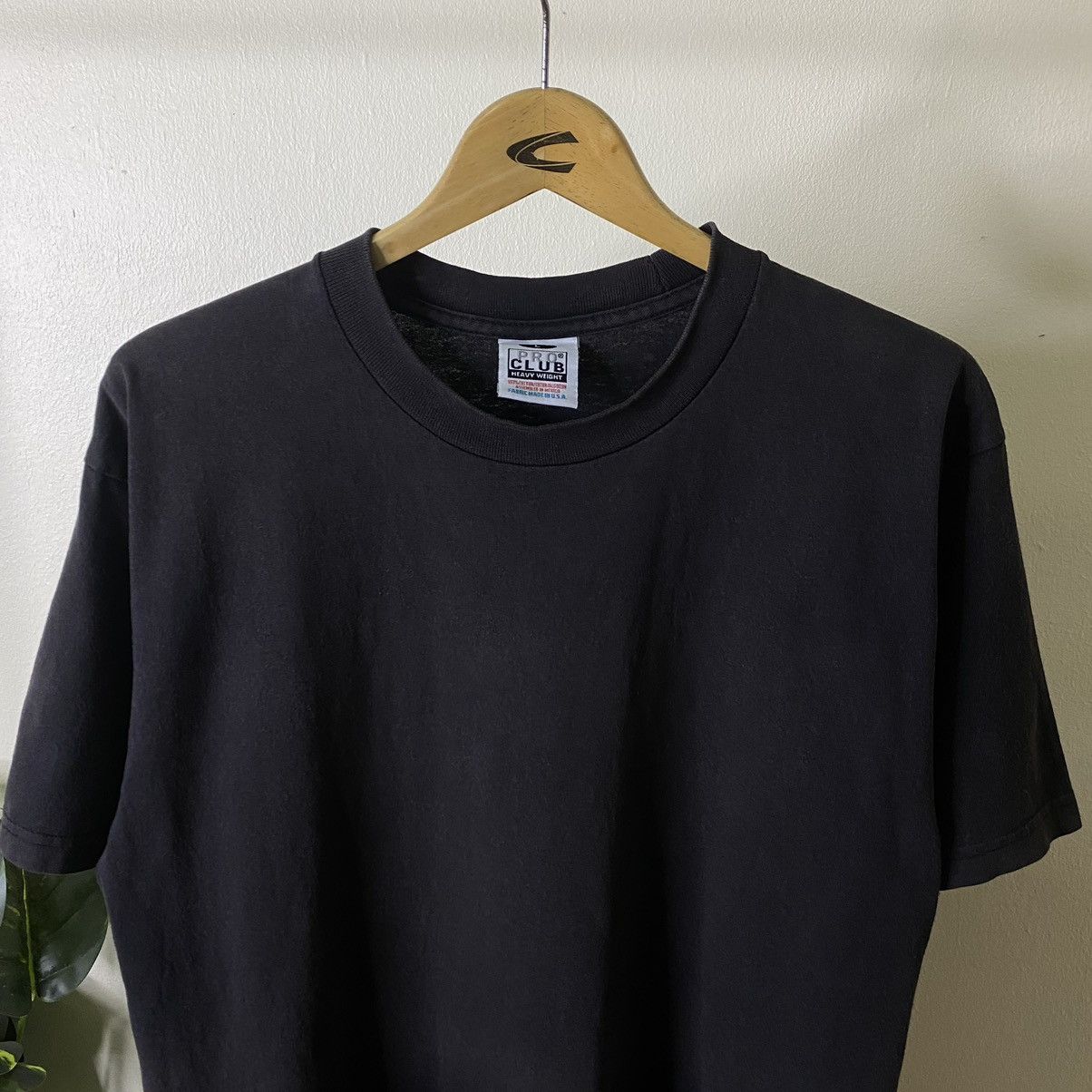 Vintage Vintage 1990s Pro Club Black Blank Nice & Crispy Tee Size US L / EU 52-54 / 3 - 2 Thumbnail