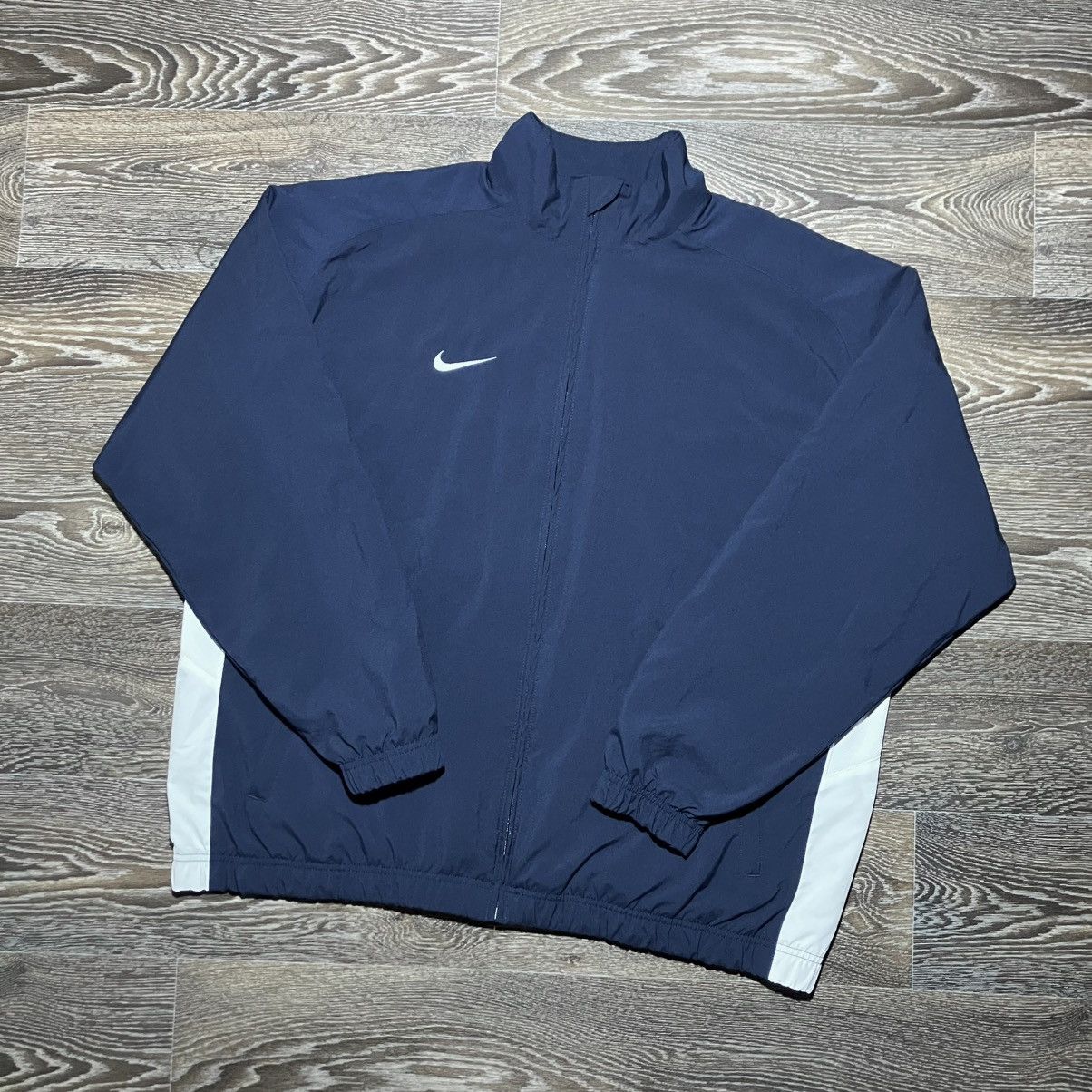 Nike Vintage NIKE Embroidered Mini Swoosh Baggy Fit Tracksuit Size US XL / EU 56 / 4 - 3 Thumbnail