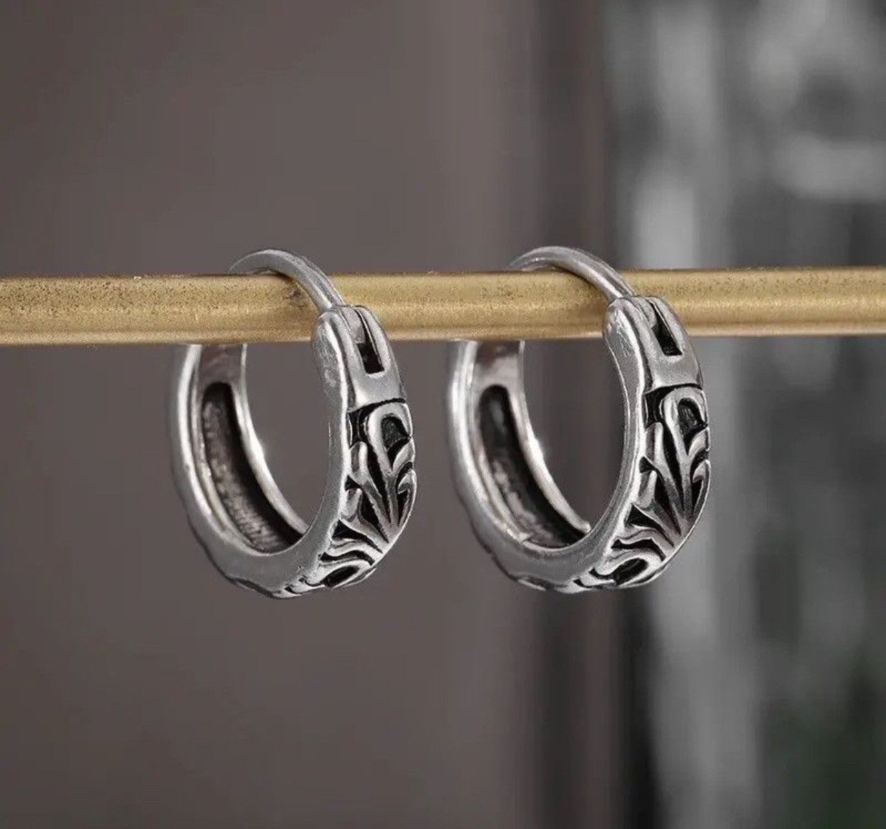 Jewelry Retro Hypoallergenic Hoop Earring (1pairs） Size ONE SIZE - 1 Thumbnail