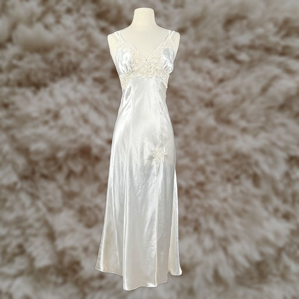 princess polly baby blue dress Beaded Mermaid Wedding Dress with Deep Plunging Neckline and Straps main image 1