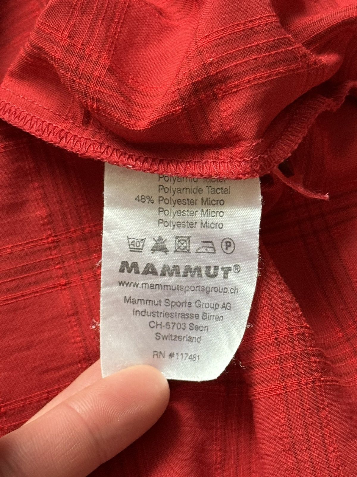 Mammut Mammut L red button up shirt outdoor polo tee T-shirt Size US L / EU 52-54 / 3 - 8 Thumbnail