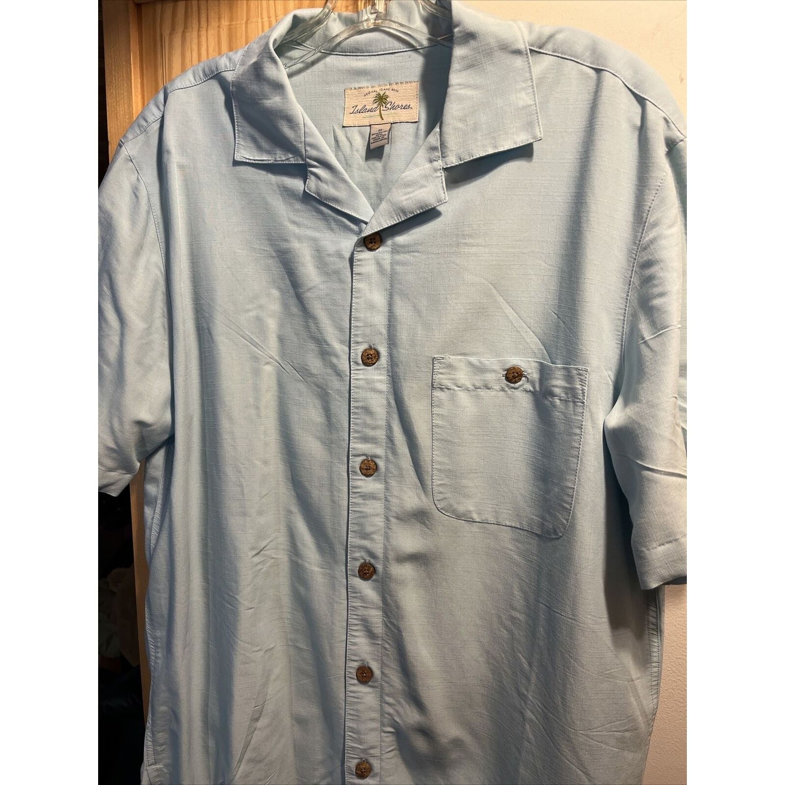 Island Shores Island Shores Men’s M Blue Button Rayon Blend Hawaiian Shirt Size US M / EU 48-50 / 2 - 7 Thumbnail