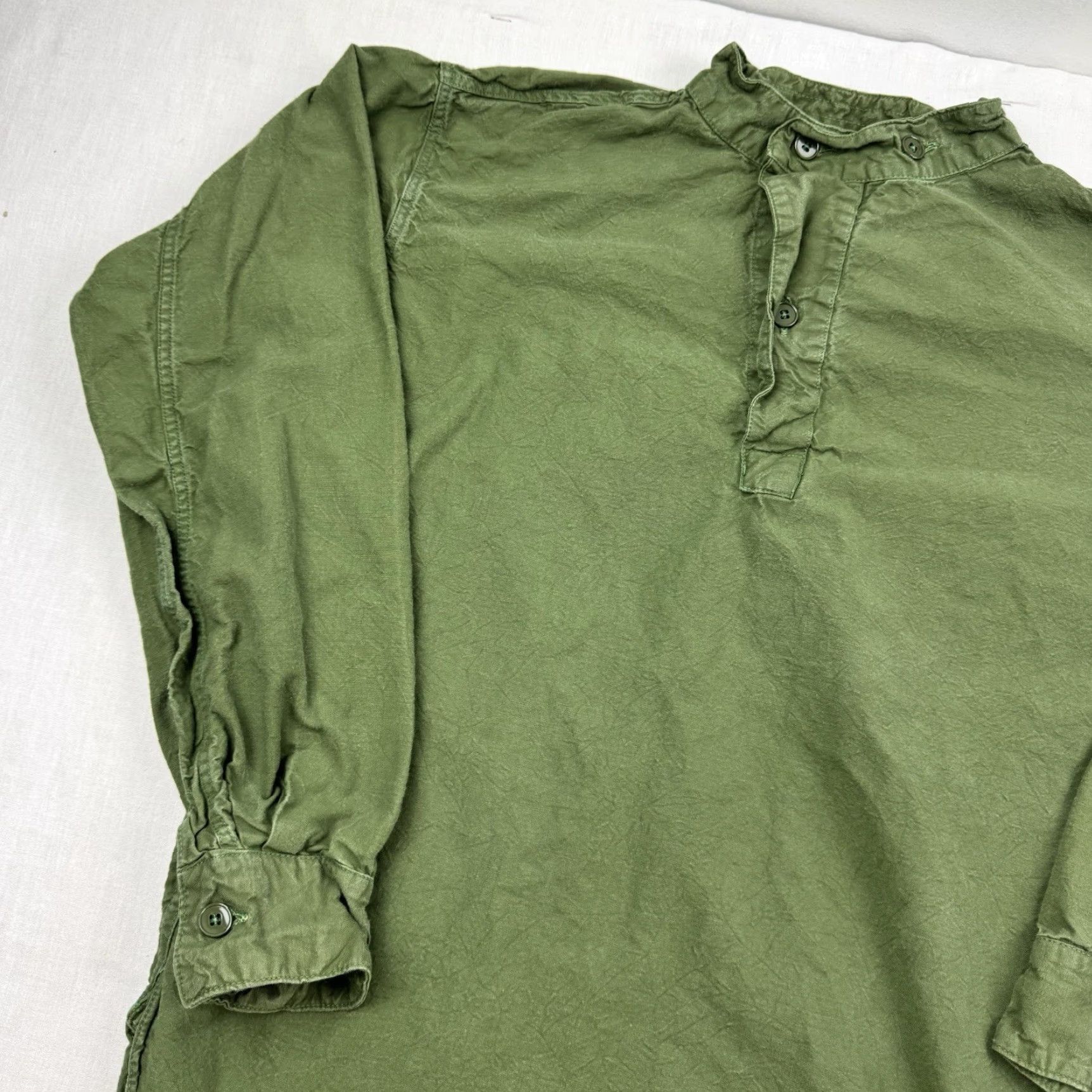 Vintage VINTAGE American Long Sleeve Henley Shirt Adult Large Green Hipster Mens Size US L / EU 52-54 / 3 - 2 Thumbnail