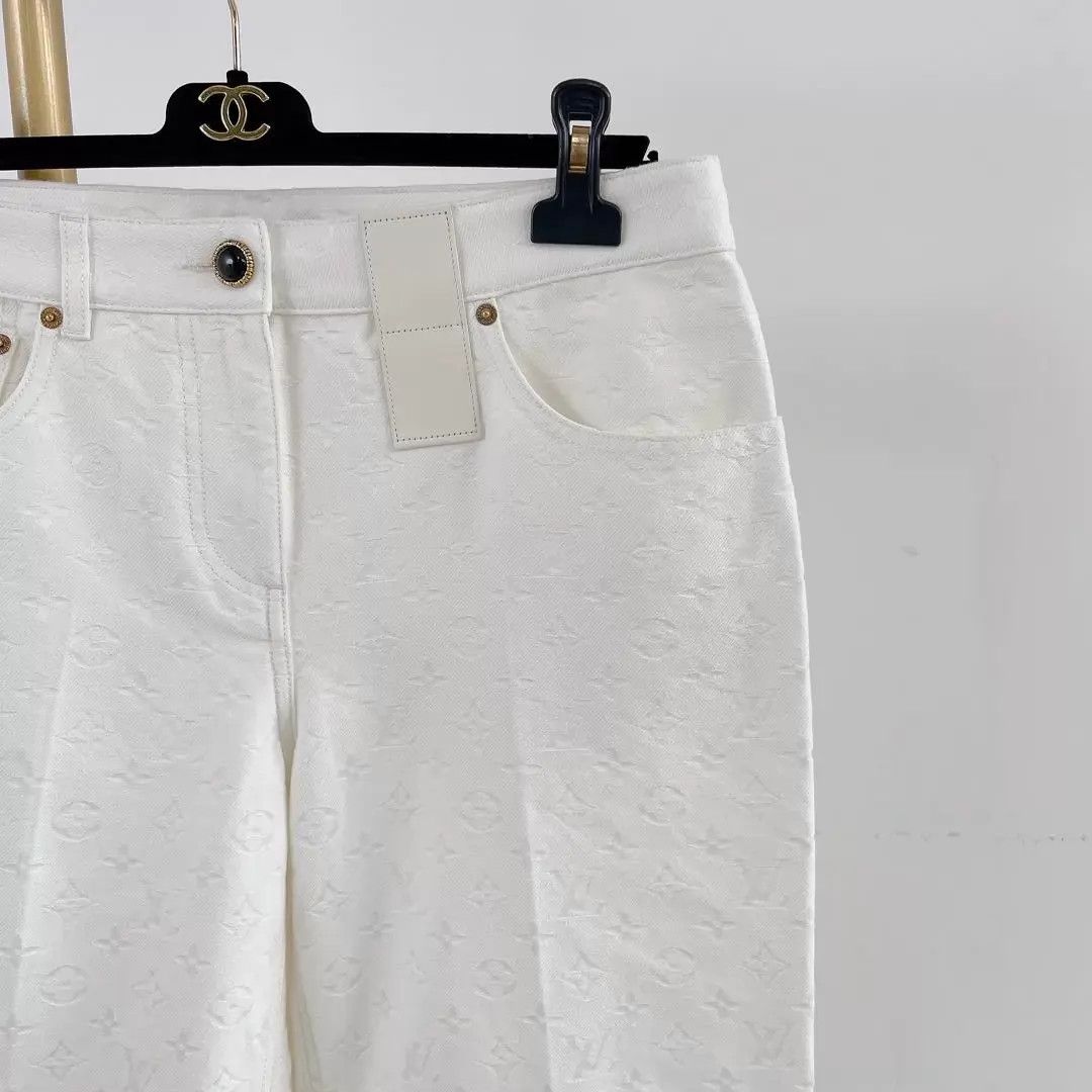 Louis Vuitton Louis Vuitton Monogram allover white jeans size 40 Size 28" / US 6 / IT 42 - 3 Thumbnail
