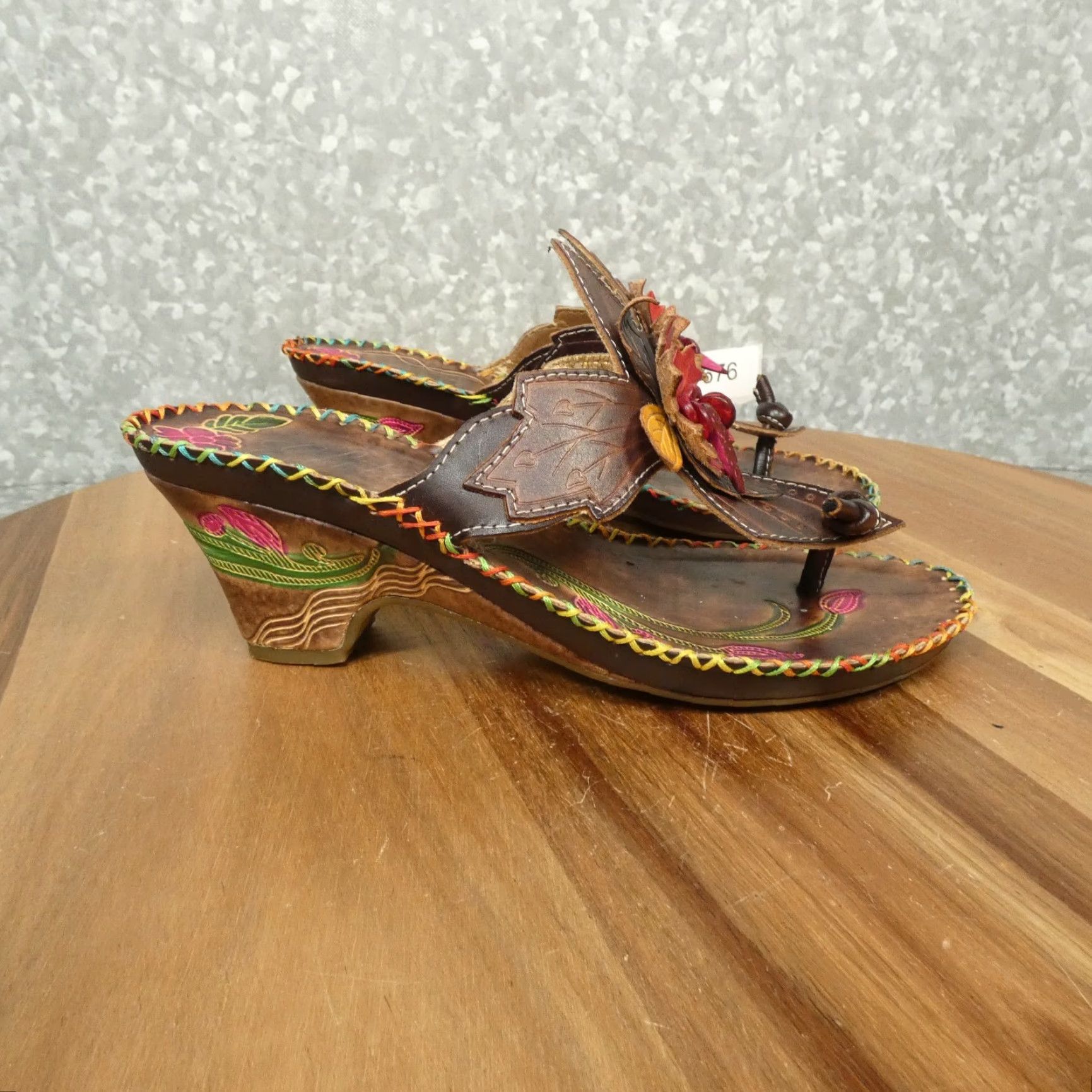 Vintage Corky's Elite Sandals Womens 7 Brown Red Leather Thong Size US 7 / IT 37 - 2 Thumbnail