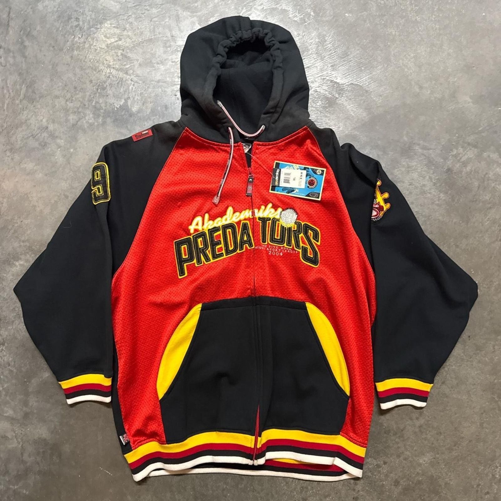 Vintage Vintage Y2K Akademiks Rap HipHop Streetwear DS Hoodie Size US XL / EU 56 / 4 - 1 Thumbnail