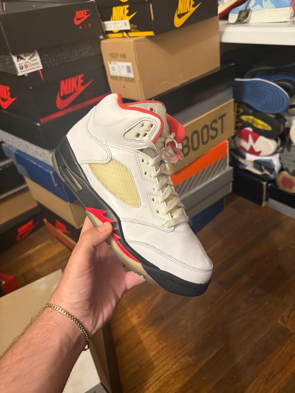 Jordan 5 fire red sz 11