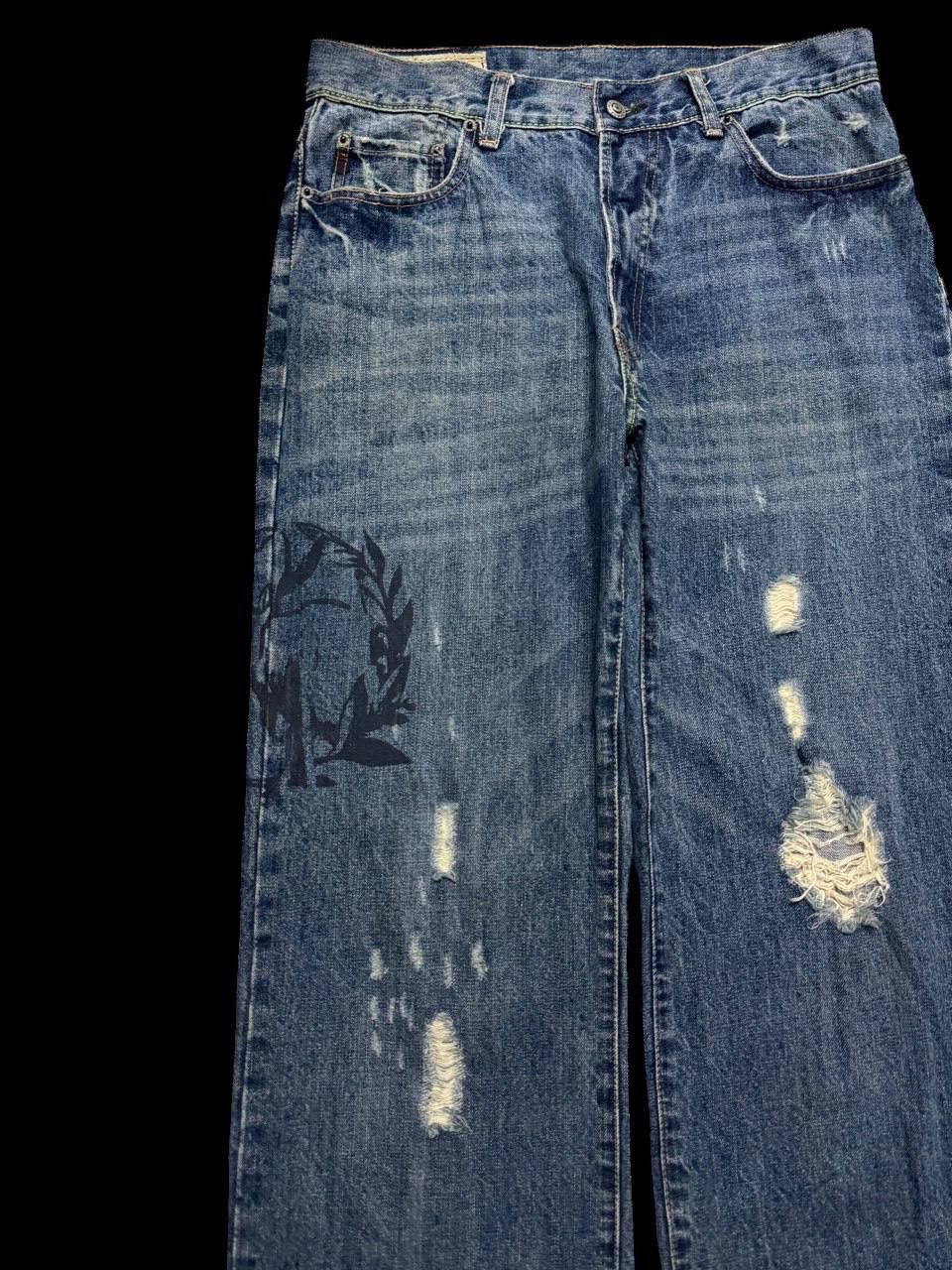 Abercrombie & Fitch BOOTCUT Sick Abrecrombie Mudwash Distress Tattoo Baggy Flare Size US 30 / EU 46 - 4 Thumbnail