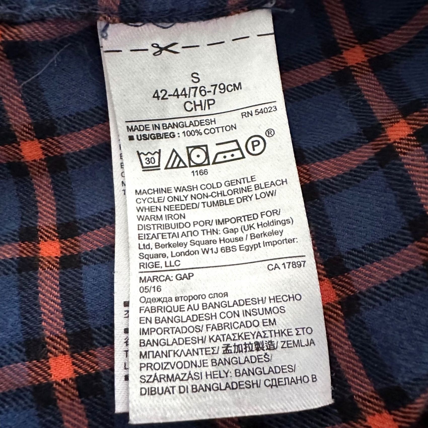 Gap Gap Shirt Mens S Flannel Button-Up Blue Plaid 98% Cotton 2% Spandex Stretch Size US S / EU 44-46 / 1 - 5 Thumbnail