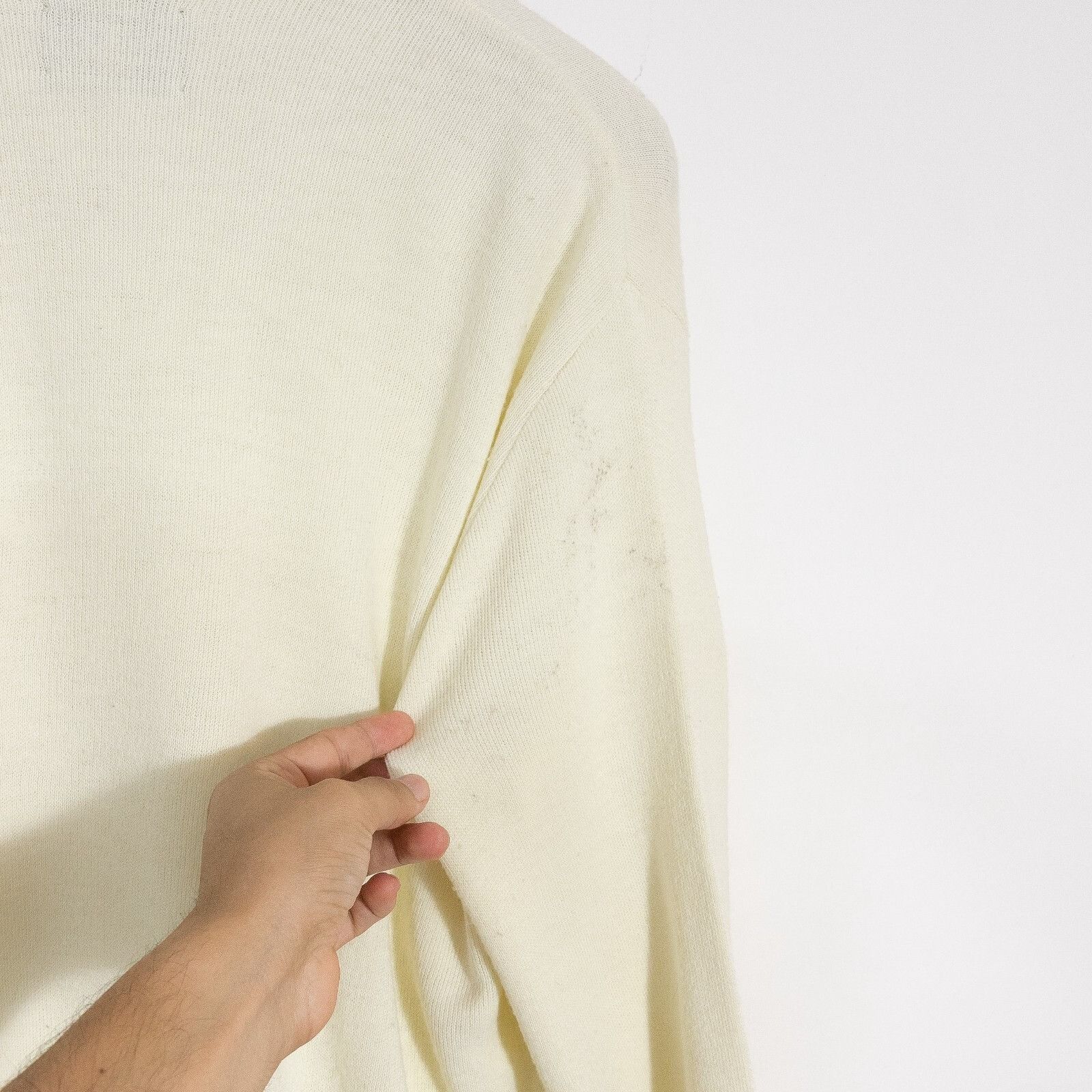 Jantzen × Vintage Vintage Jantzen Acrylic VNeck Sweater Mens Large Lightweight Size US L / EU 52-54 / 3 - 7 Thumbnail