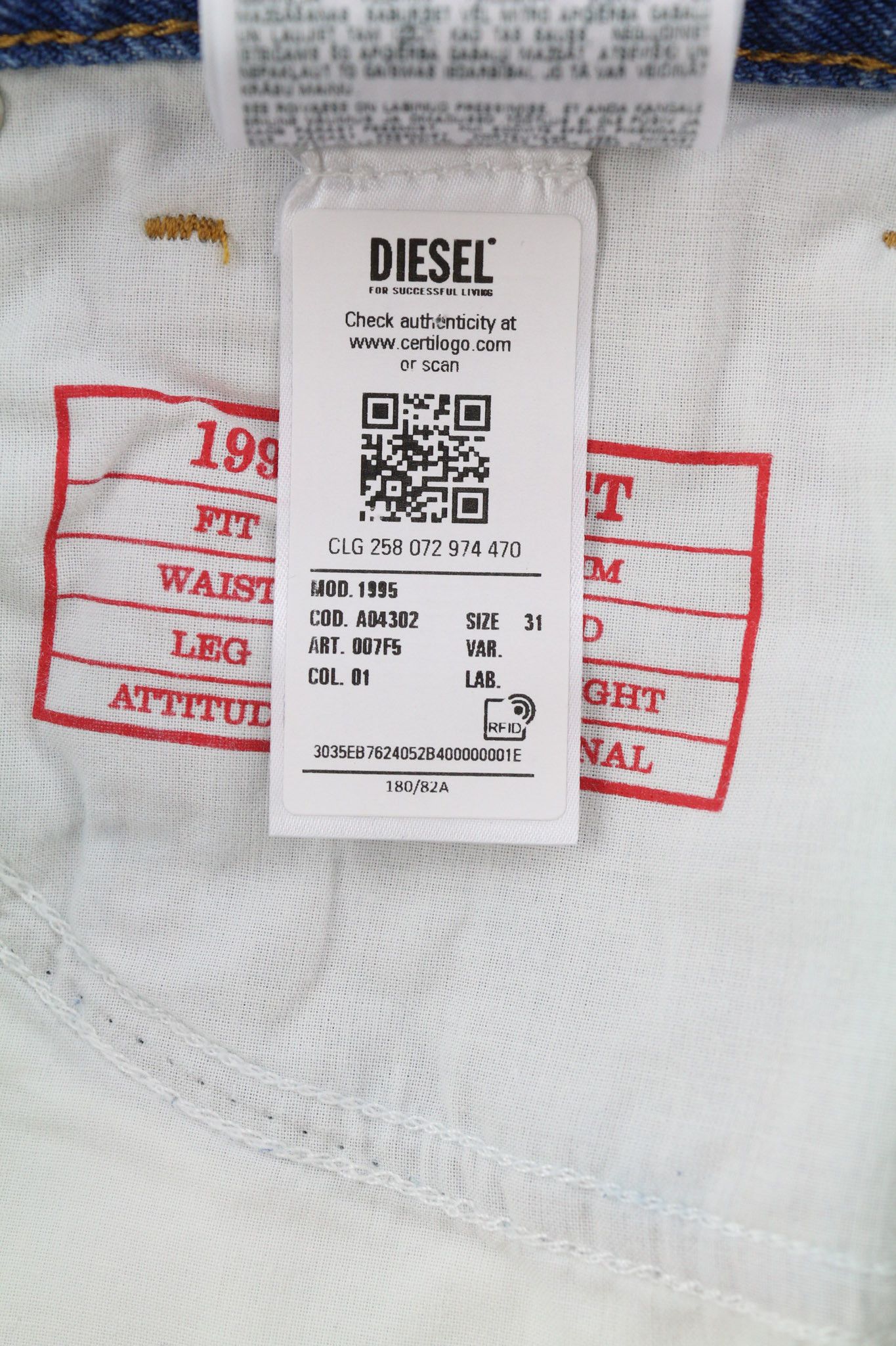 Diesel 1995 007F5 W31 Slim Straight Washed Logo Jeans 40220 Size US 31 - 13 Thumbnail
