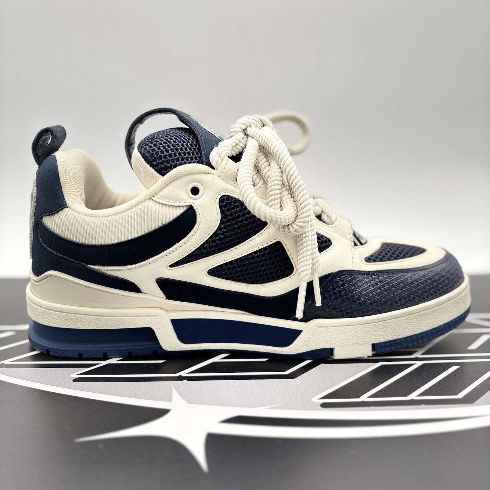 Louis Vuitton Louis Vuitton Skate ' Marine ' | GREAT CONDITION! Size US 9.5 / EU 42-43 - 13 Thumbnail
