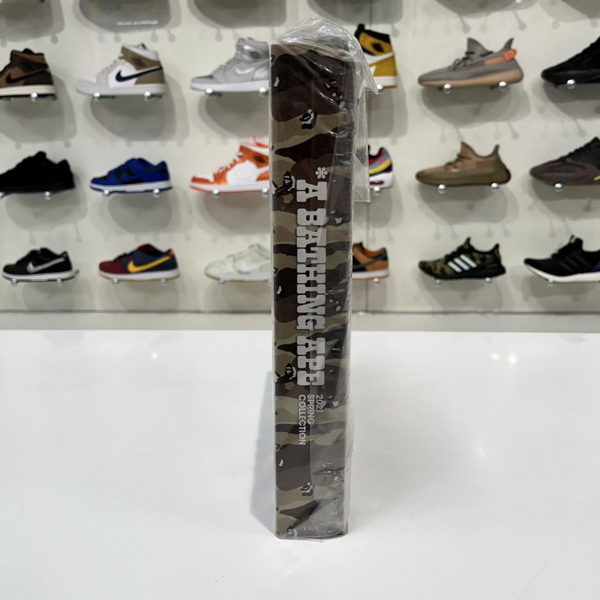 Bape Bape E-MOOK A Bathing Ape 2021 Spring Collection Size ONE SIZE - 2 Thumbnail