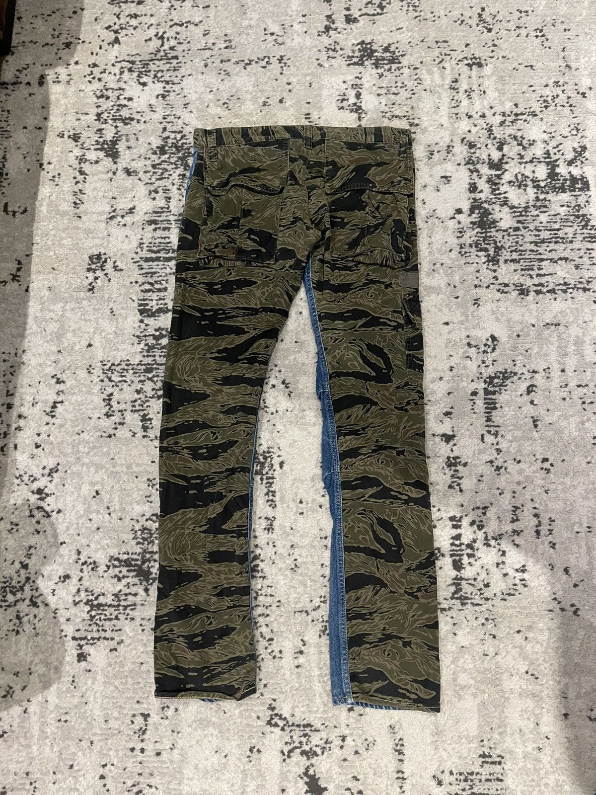 Hysteric Glamour Hysteric Glamour Tiger Camo Hybrid Denim Size US 30 / EU 46 - 2 Thumbnail