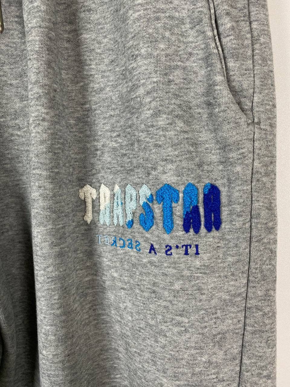 Trapstar London Trapstar streetwear tracksuit hoodie sweatpant size M Size US M / EU 48-50 / 2 - 17 Thumbnail