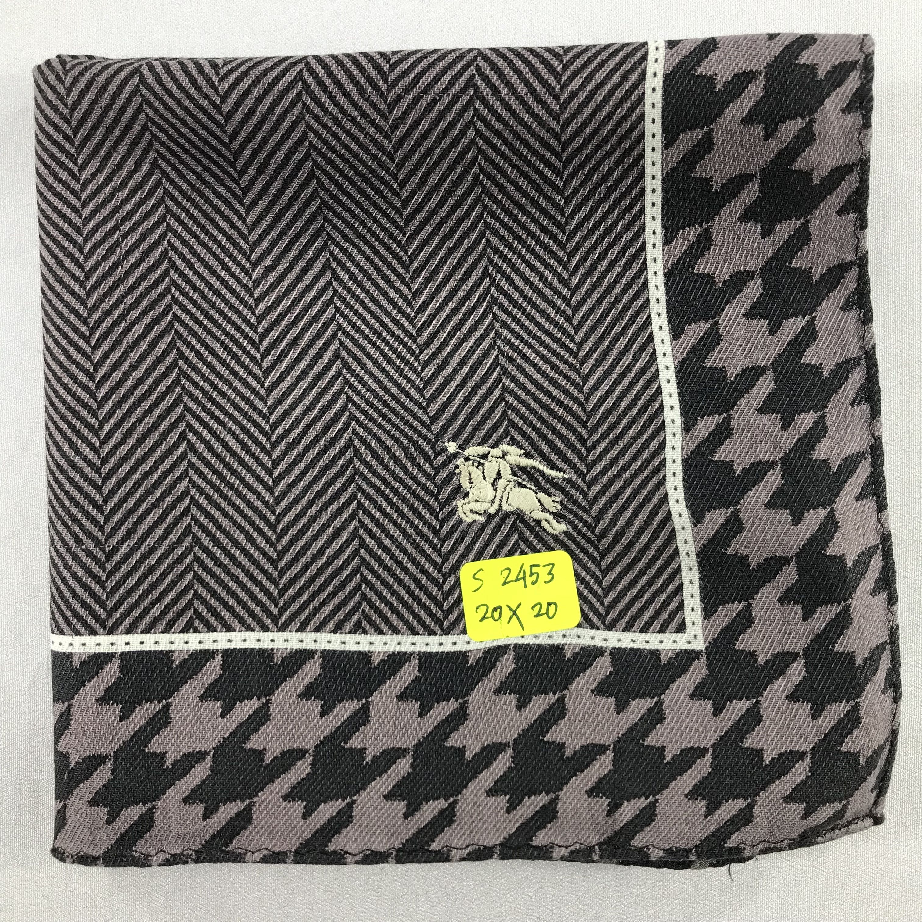 Burberry × Vintage Burberry Bandana / Handkerchief / Neckerchief - S2453 Size ONE SIZE - 4 Thumbnail