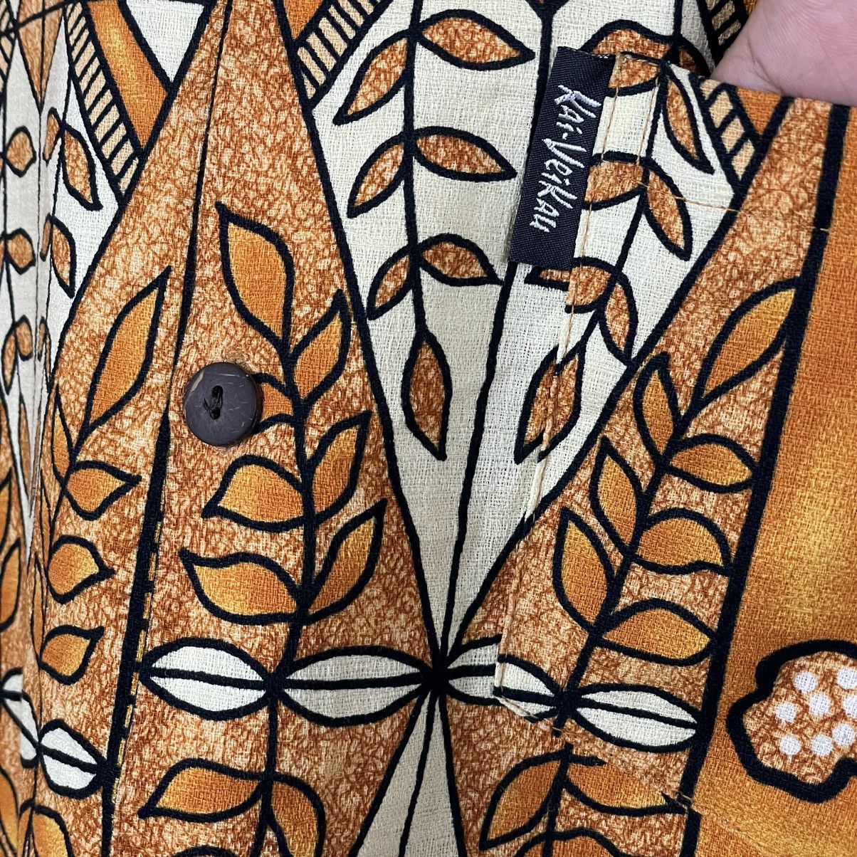 Fiji Vintage Kai-Veikau Tiki Kawaii Button Shirt Size US S / EU 44-46 / 1 - 8 Thumbnail