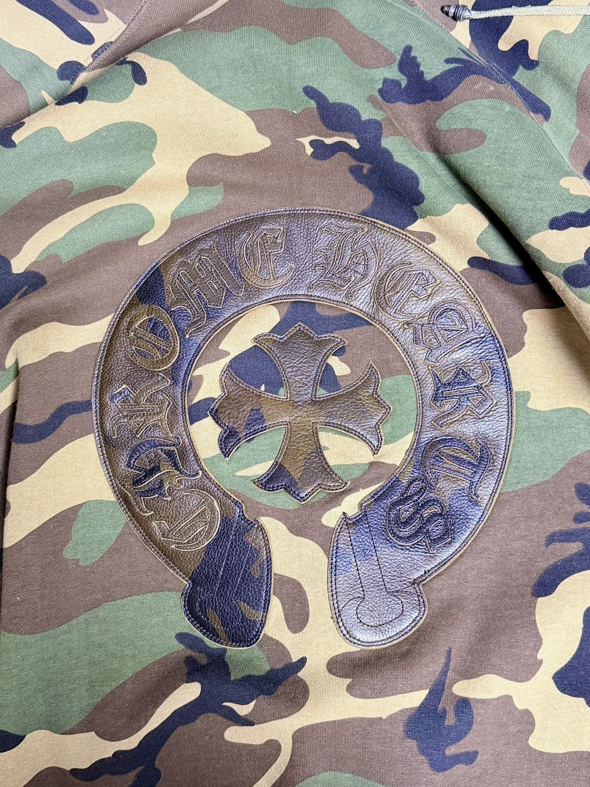Chrome Hearts Chrome hearts camo hoodie with leather patches Size US M / EU 48-50 / 2 - 3 Thumbnail
