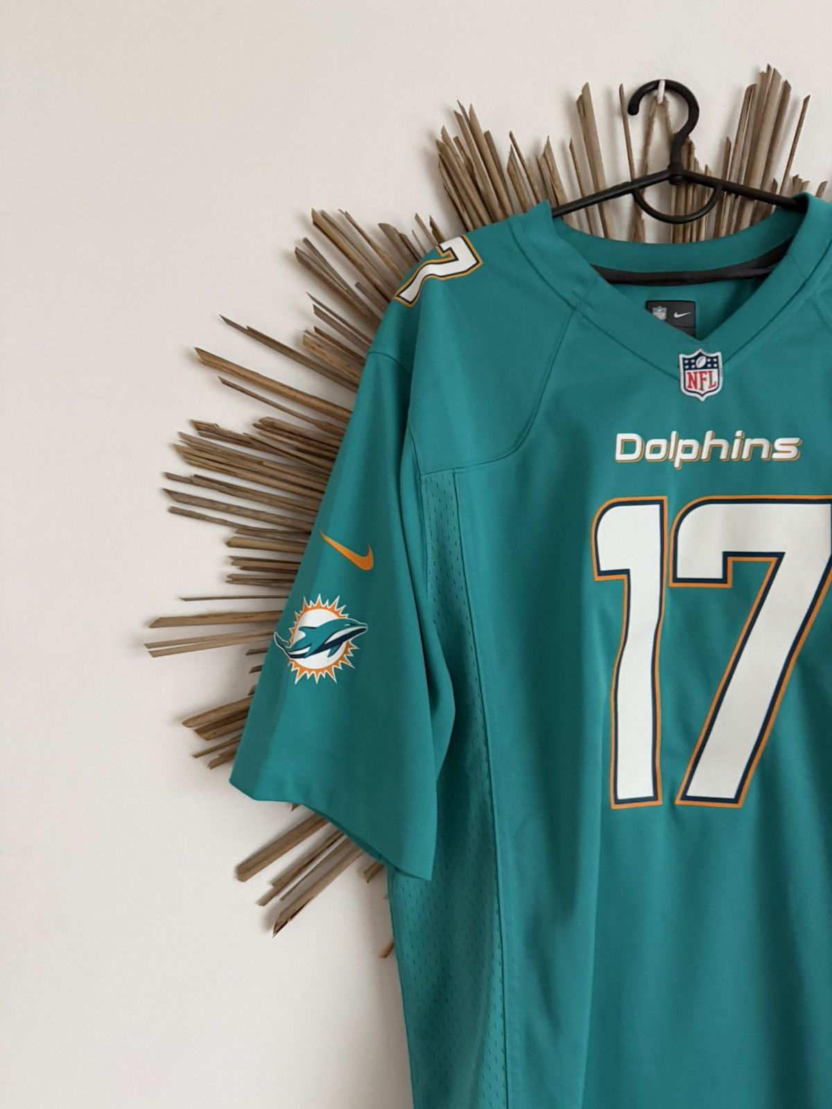 Nike Nike NFL Football Jersey Miami Dolphins Ryan Tannehill Size US XL / EU 56 / 4 - 4 Thumbnail