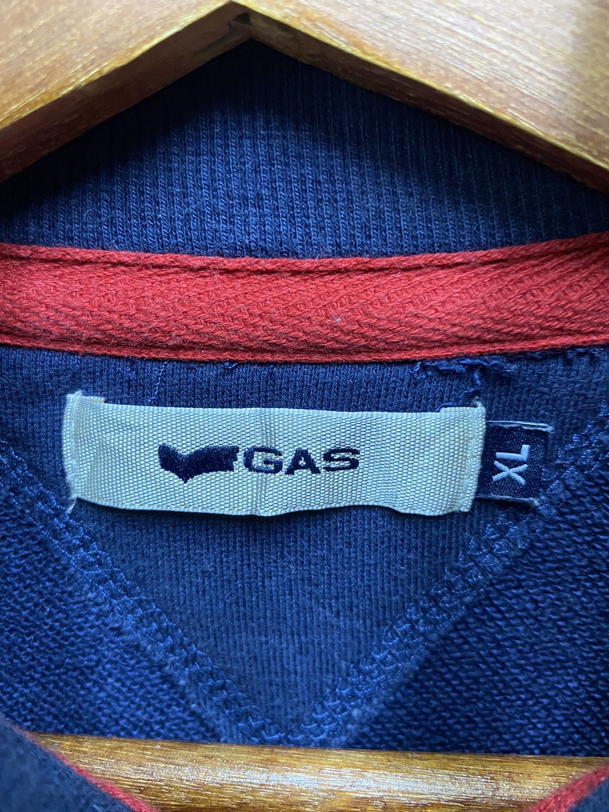 GAS Vintage Gas Sweater Full Zip Big Spellout Size XL Size US XL / EU 56 / 4 - 8 Thumbnail