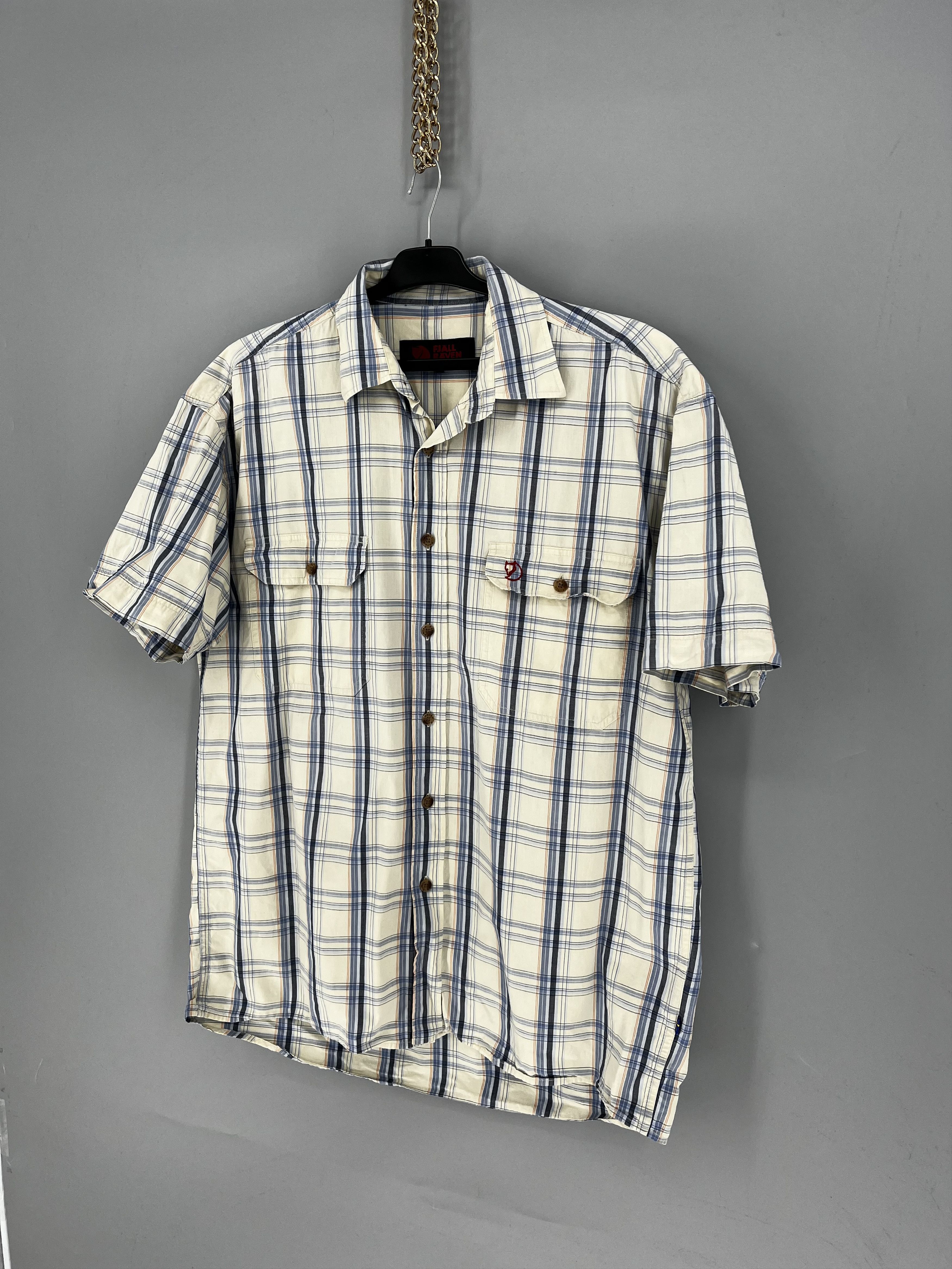 Fjallraven Fjall Raven Short Sleeve Streetwear Outdoor Shirt Size L Size US L / EU 52-54 / 3 - 3 Thumbnail
