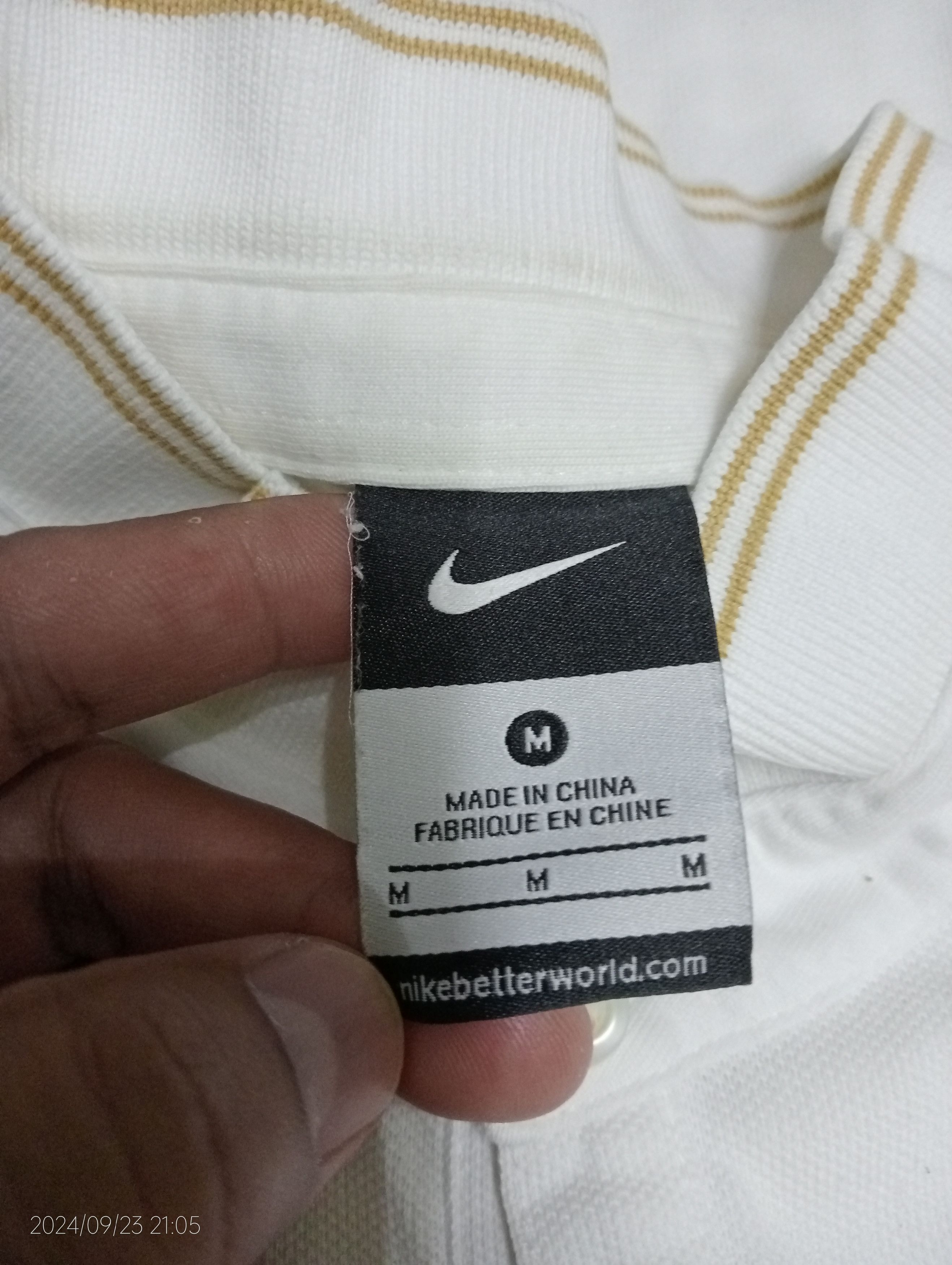 Nike Guangzhou Evergrande Football Club Polo Shirt Size US S / EU 44-46 / 1 - 2 Thumbnail