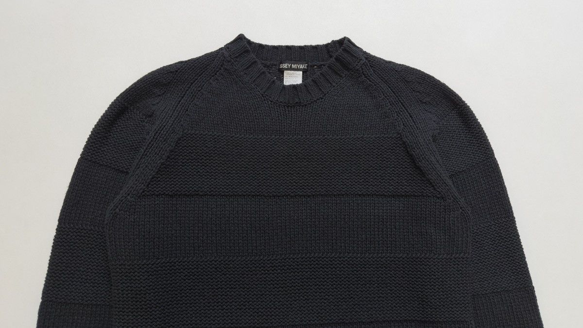Issey Miyake Black ‘3D Patterned Stripe’ Wool Sweater Size US L / EU 52-54 / 3 - 5 Thumbnail