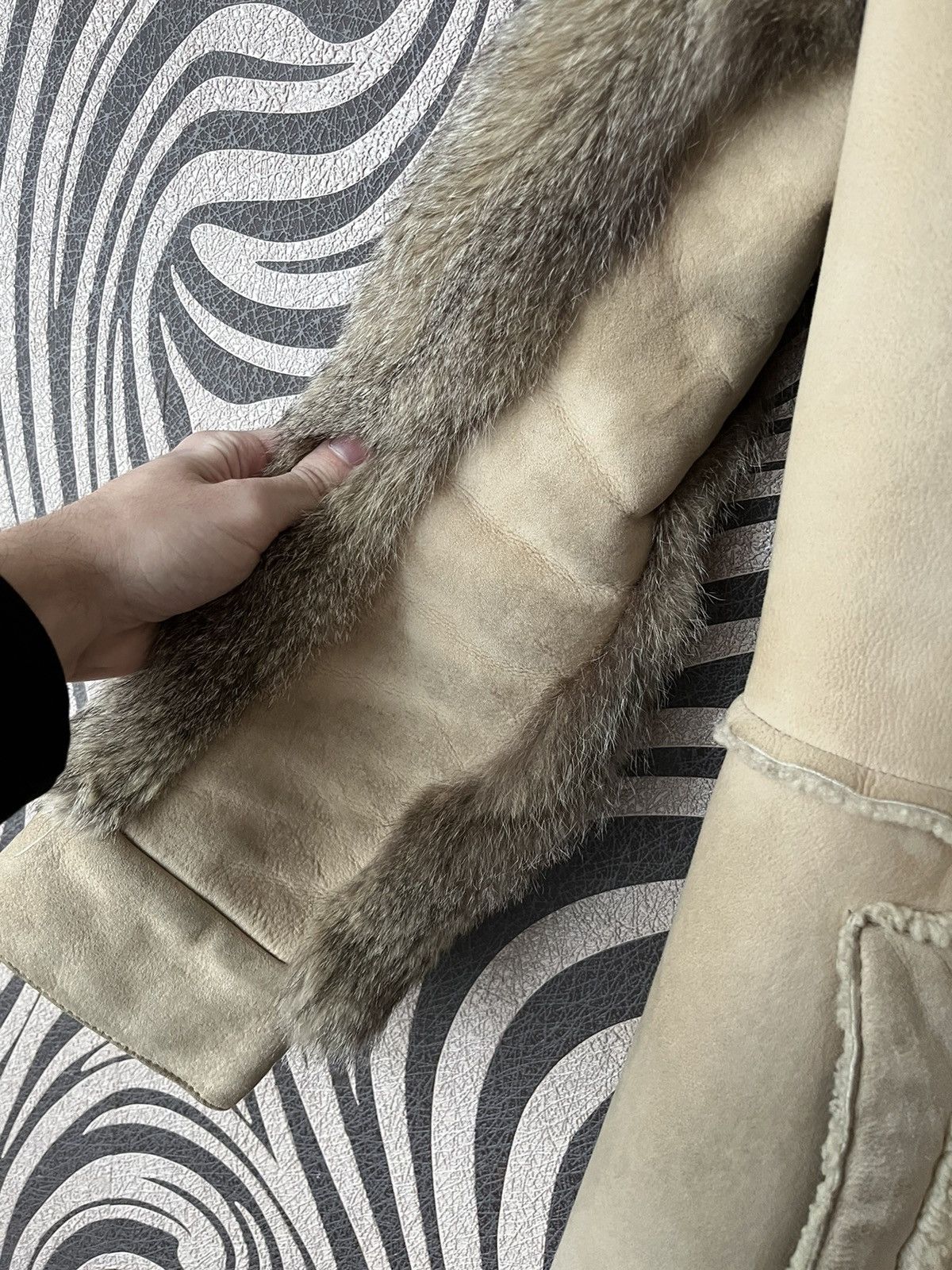 Dolce & Gabbana × Vintage Dolce & Gabbana Shearling Coat Size M / US 6-8 / IT 42-44 - 5 Thumbnail