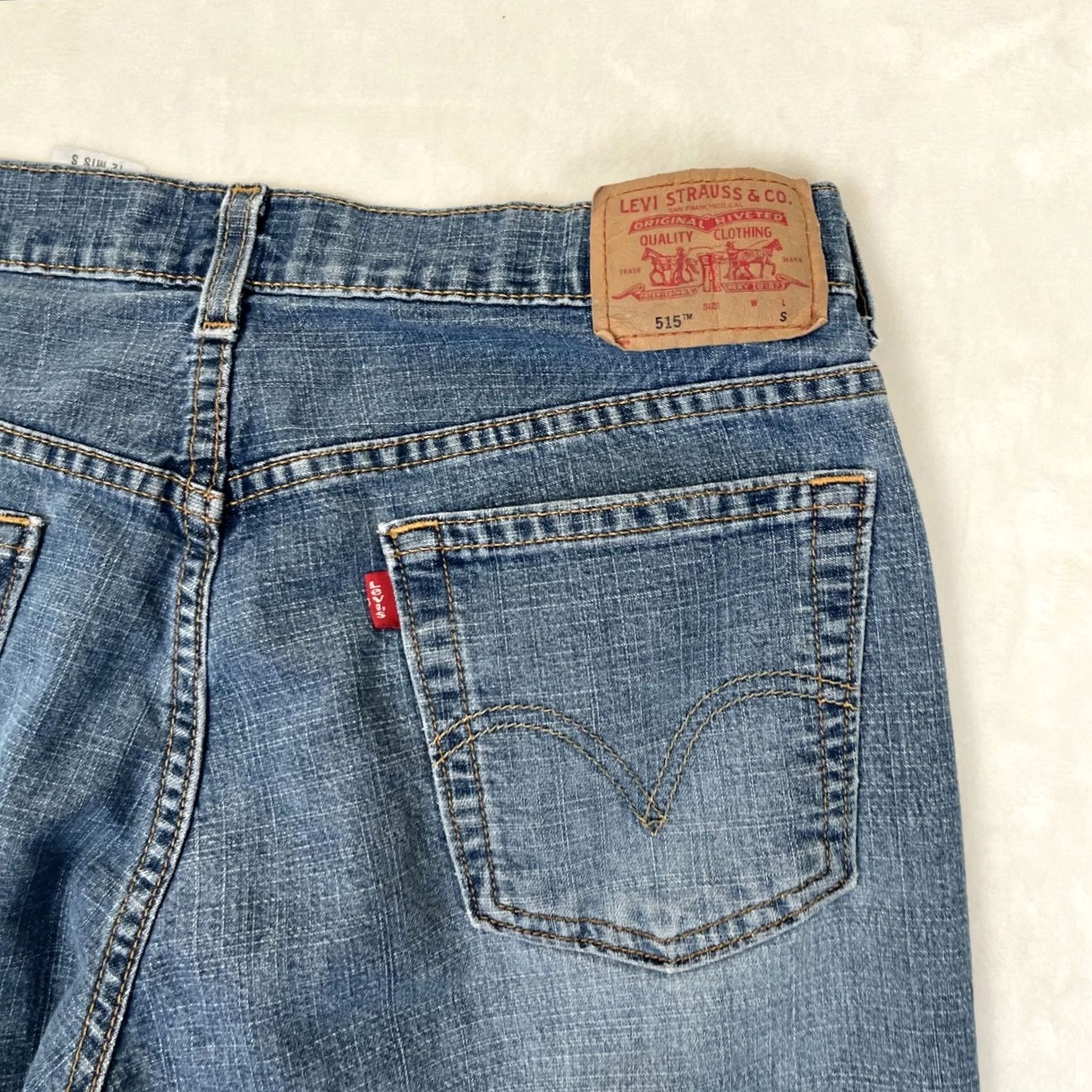 Levi's VINTAGE Levi's 515 Boot Cut Jeans Women Size 12 Denim Blue 30 In Inseam 5-Pocket Western Cowboy Y2K Mens Girls Ladies Womens Size 34" / US 12 / IT 48 - 7 Thumbnail