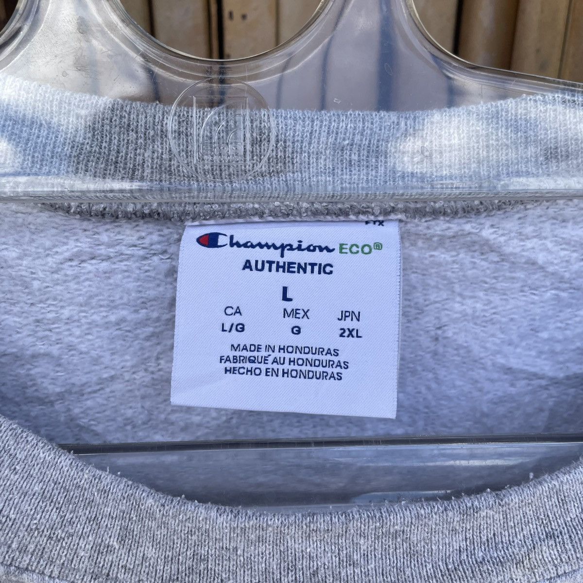 Champion Vintage Crewneck Champion Eco Small Logo Sweatshirt Size US L / EU 52-54 / 3 - 3 Thumbnail