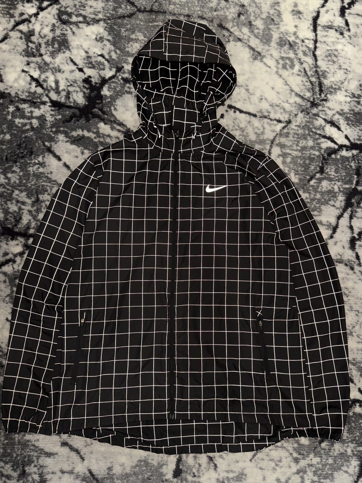 Nike Nike Drill Reflective Light Jacket Men's Size US L / EU 52-54 / 3 - 3 Thumbnail