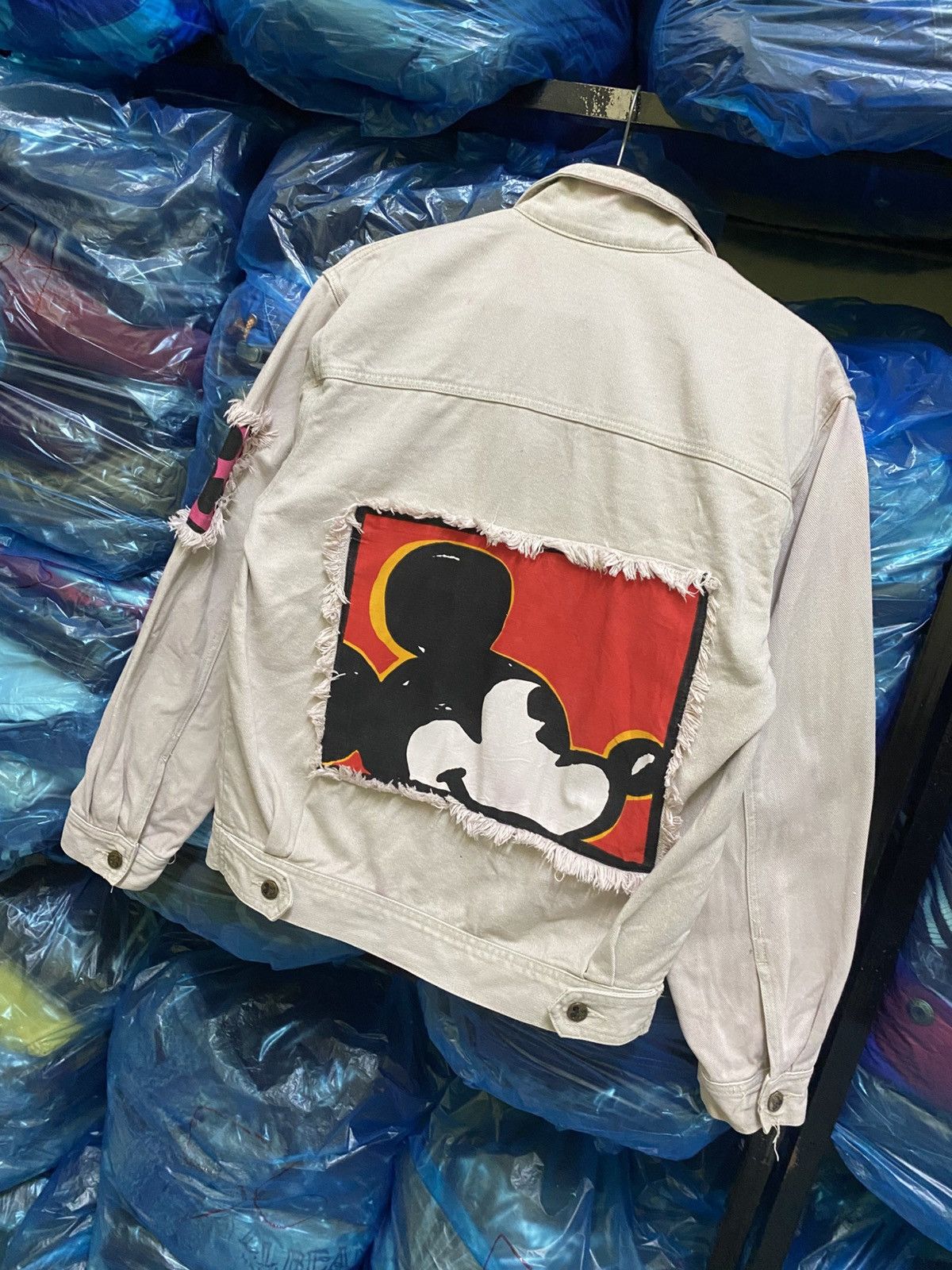 Disney VINTAGE 90S DISNEY MICKEY MOUSE DENIM TRUCKER JACKET JACKET Size US M / EU 48-50 / 2 - 9 Thumbnail