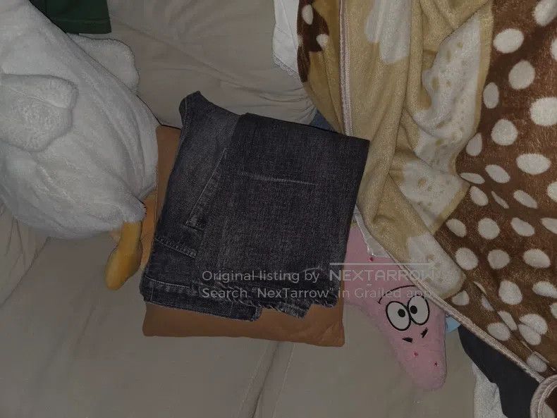 Neighborhood Neighborhood size S Jeans Size US 27 - 8 Thumbnail