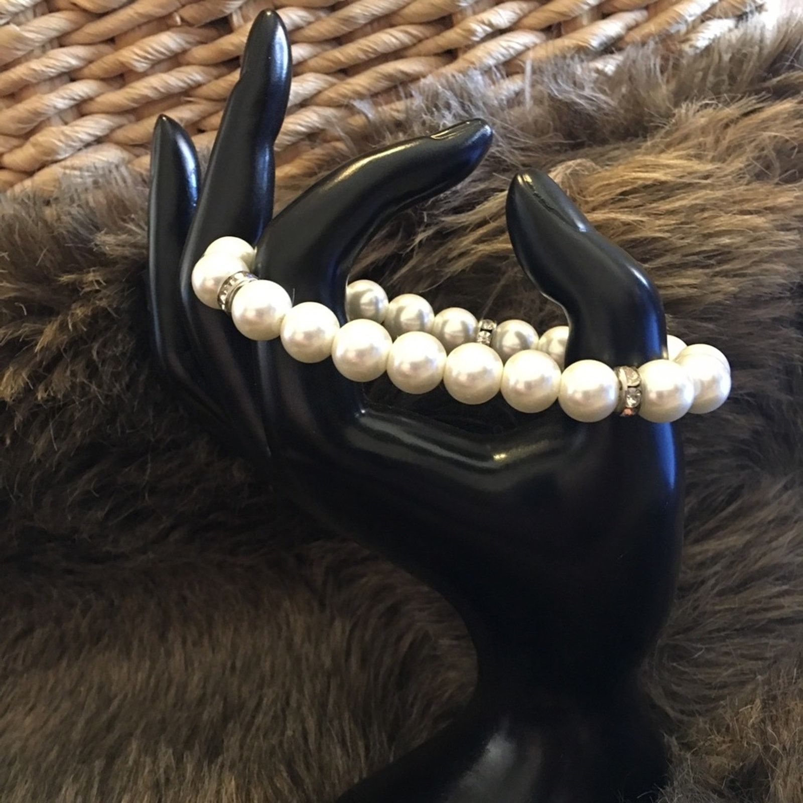 Vintage Vintage 80s faux pearl rhinestone accent bracelet Size ONE SIZE - 2 Thumbnail