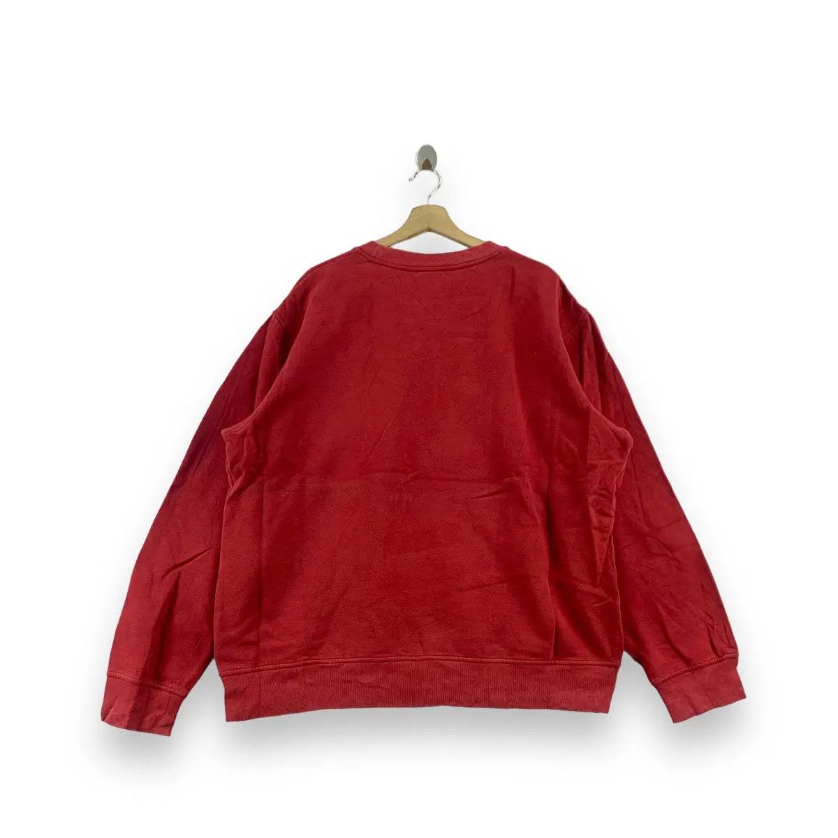 Tommy Hilfiger Vintage TOMMY HILFIGER Flag Embroidered Sweatshirt Size US L / EU 52-54 / 3 - 3 Thumbnail