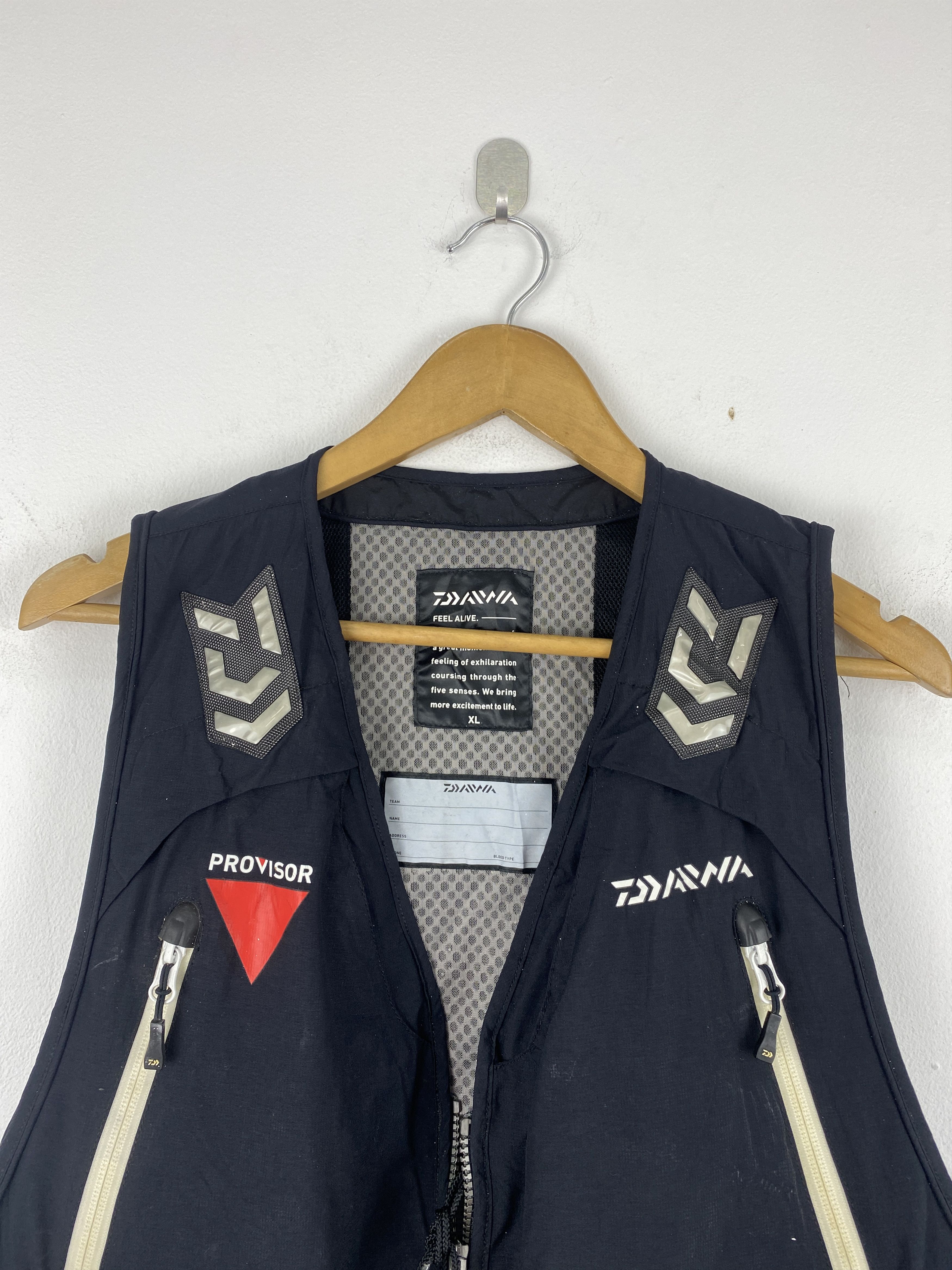 DAIWA Vintage Daiwa Multi Pocket Tactical Zipped Up Vest J2025 Size US XS / EU 42 / 0 - 2 Thumbnail