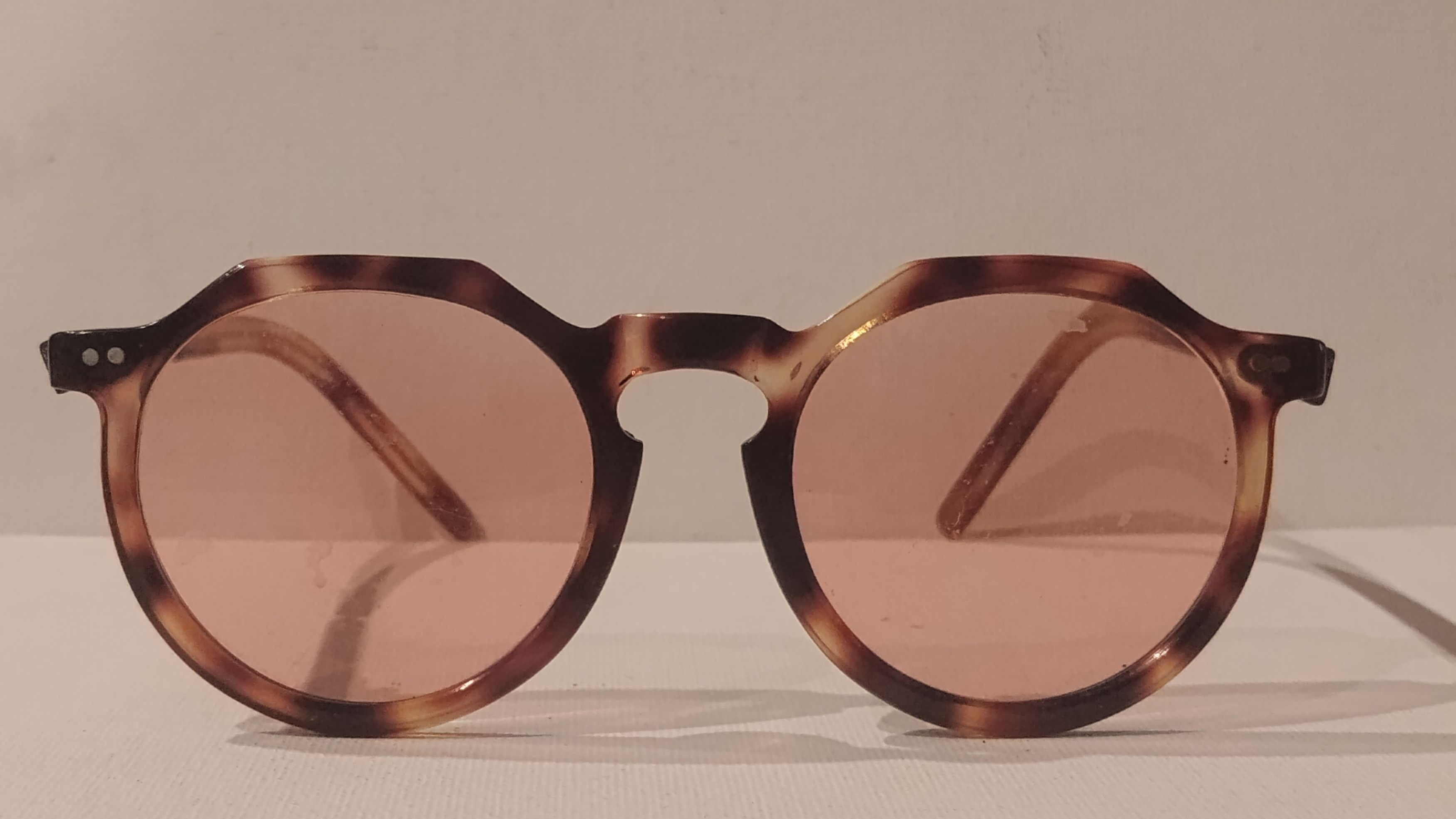 Other Rare Faux Tortoise Eyeglasses Rose Lenses Keyhole bridge NOS Size ONE SIZE - 3 Thumbnail