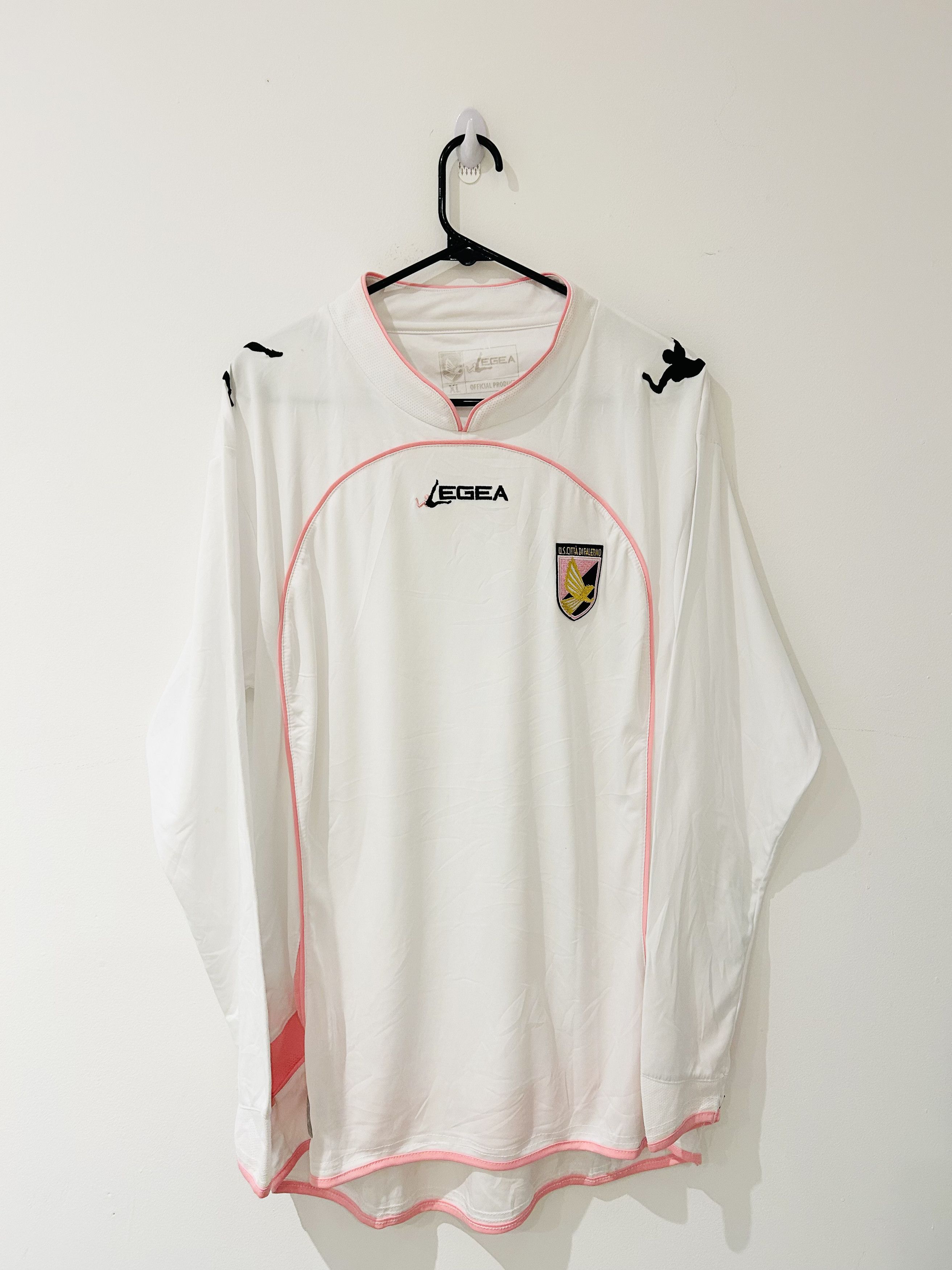 Other Palermo 2011/12 away Long-sleeve jersey Size US XL / EU 56 / 4 - 1 Thumbnail