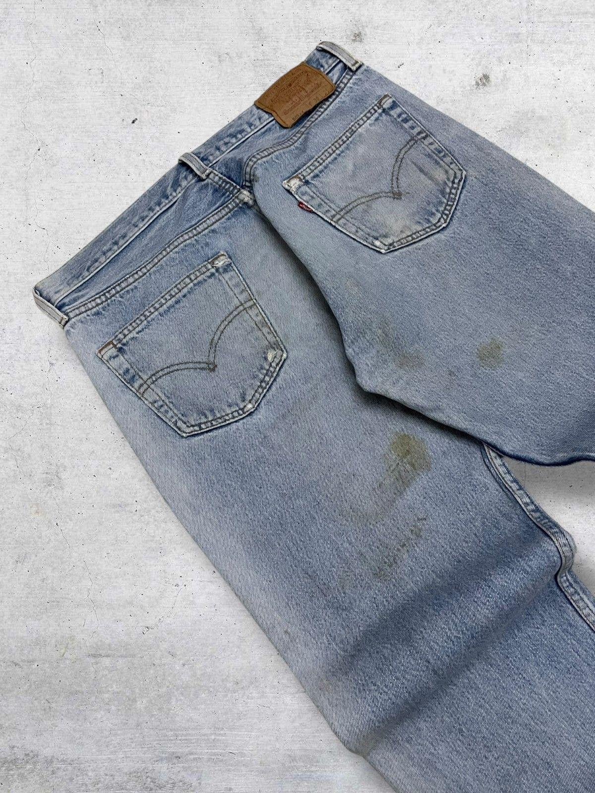 Levi's Vintage Clothing VINTAGE 501 LEVIS OG 90S DISTRESSED MUDWWASH STYLE DENIM Size US 34 / EU 50 - 16 Thumbnail