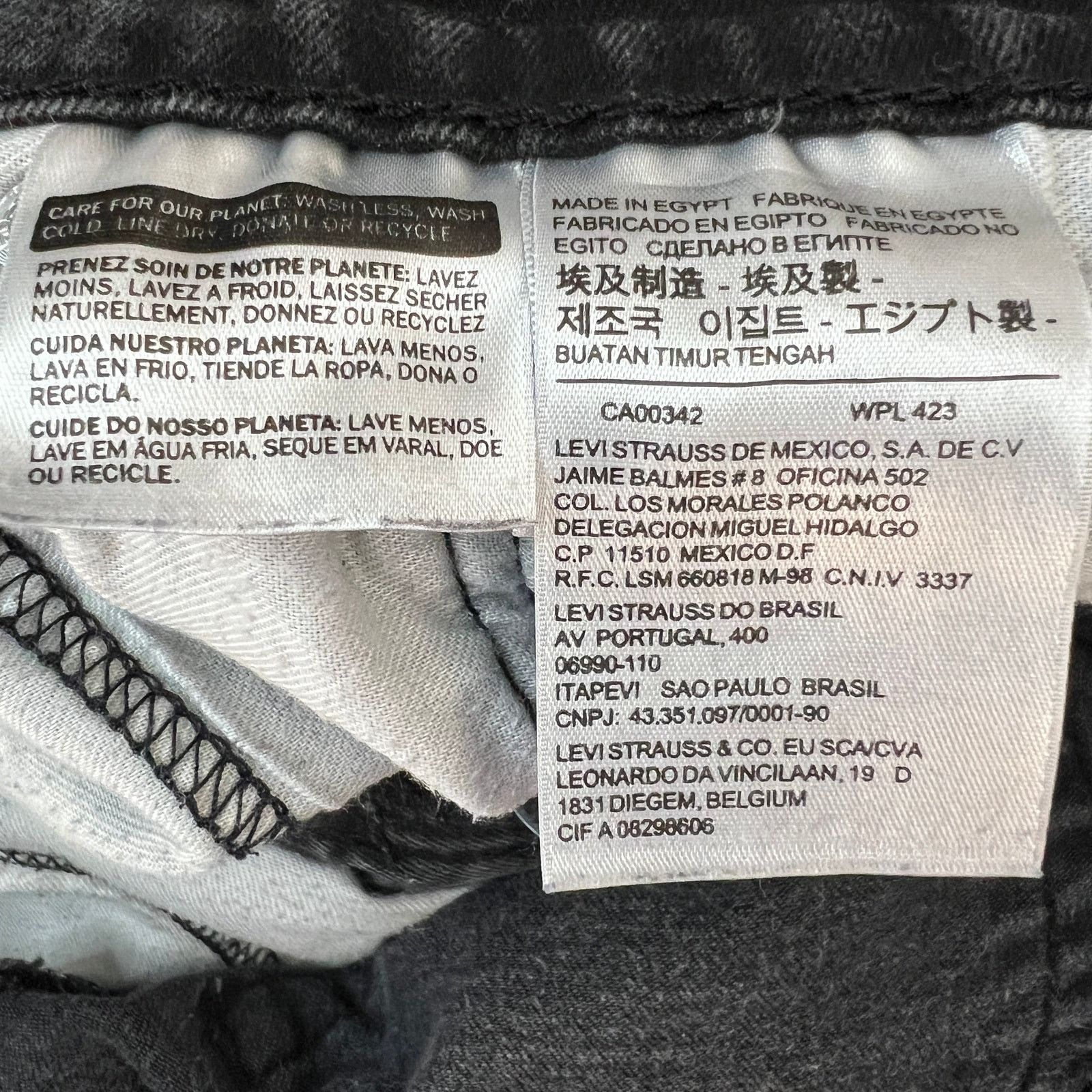 Levi's Levi’s 511 Slim Fit Jeans Black Denim Stretch Men’s 31x30 Size US 31 - 7 Thumbnail
