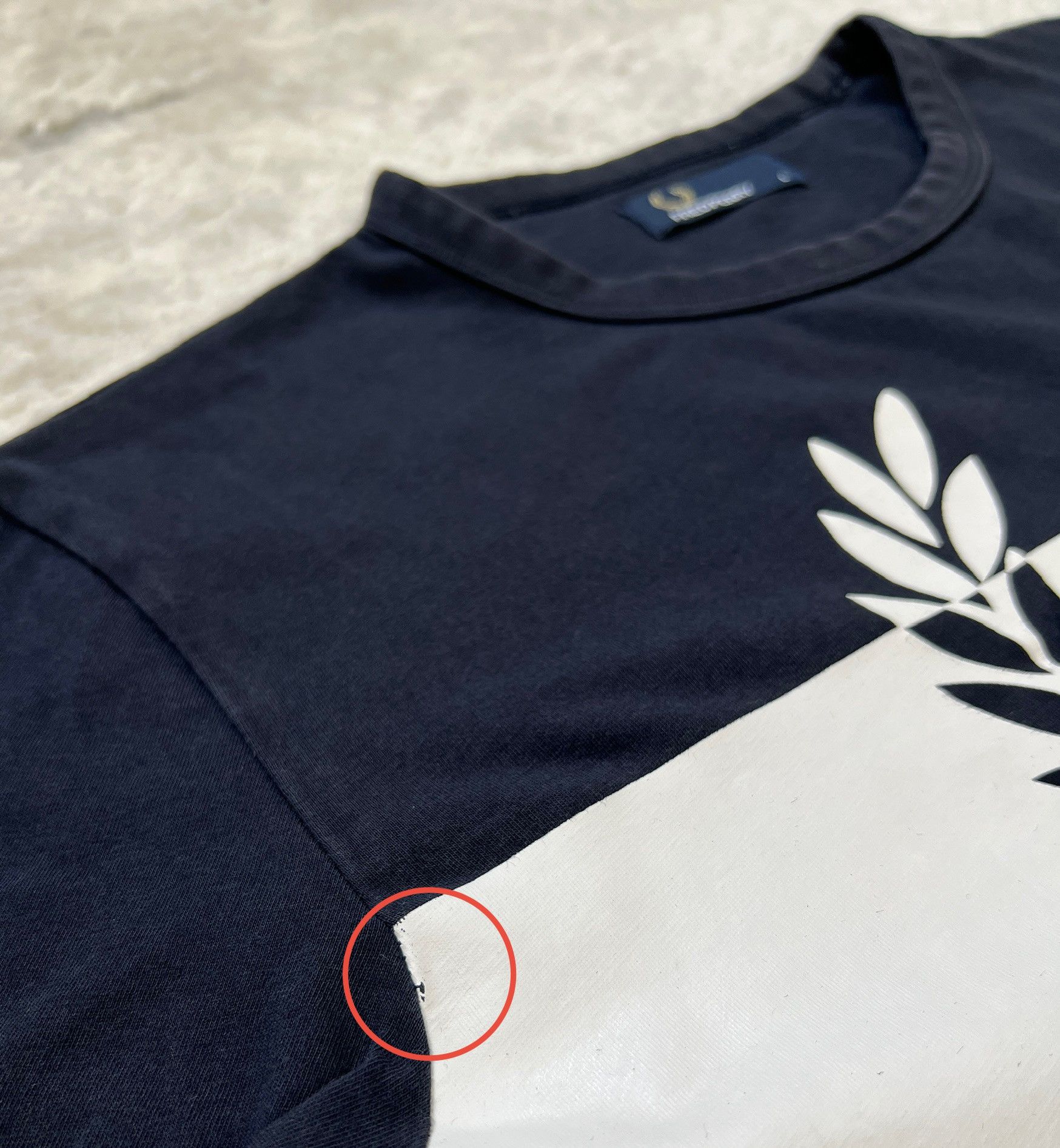 Fred Perry Fred Perry Laurel Wreath Block Panel T-Shirt L Size US L / EU 52-54 / 3 - 5 Thumbnail