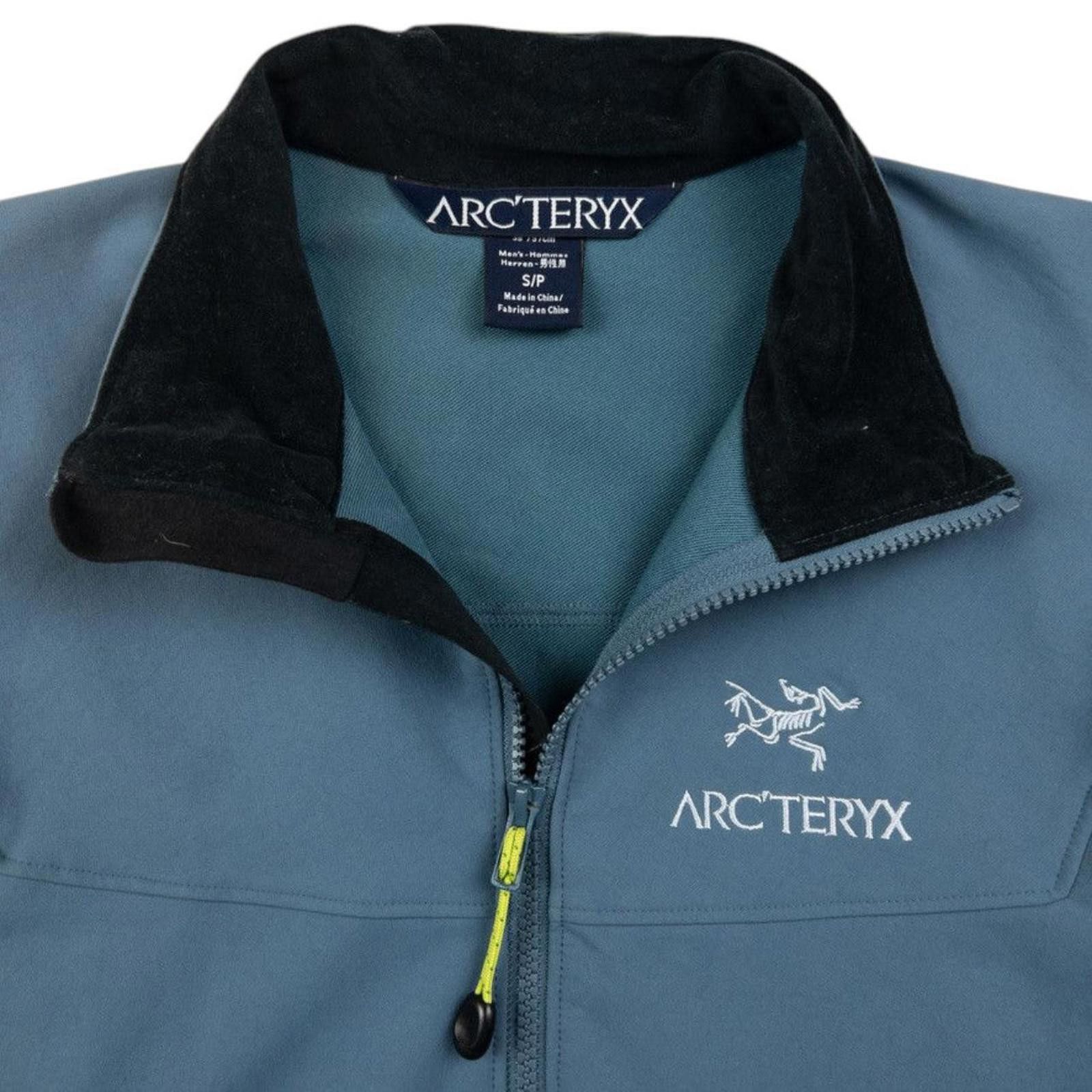 Arc'teryx Vintage Arcteryx Zip Up Jacket Size S Size US S / EU 44-46 / 1 - 4 Thumbnail