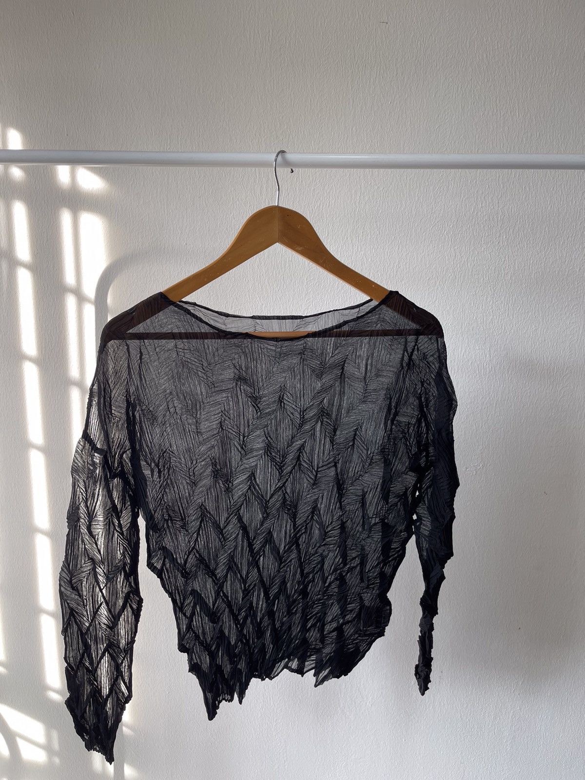 Issey Miyake × Pleats Please Issey Miyake 2007 Issey Miyake Fete 3D Patern Top Size US M / EU 48-50 / 2 - 6 Thumbnail